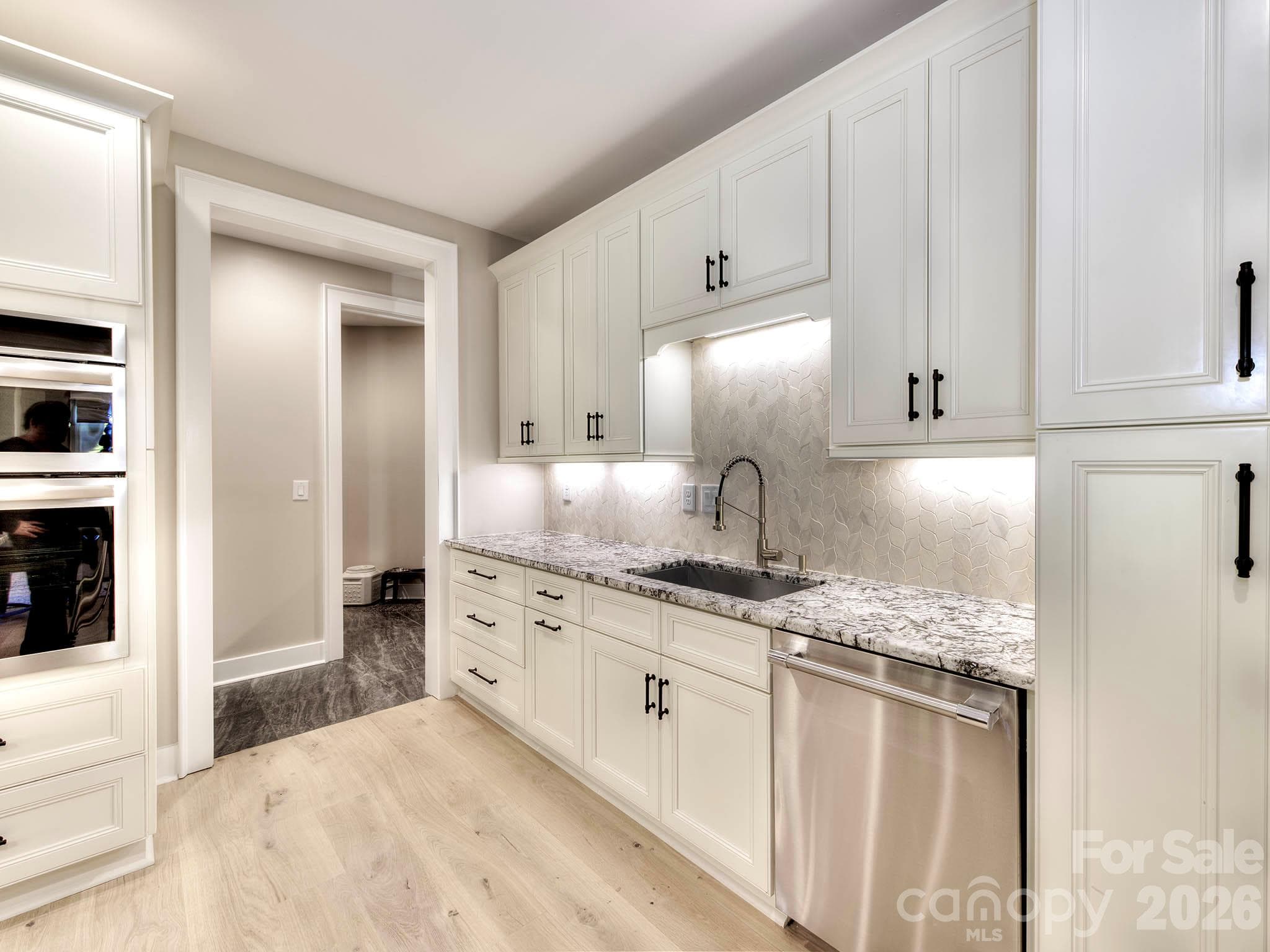 Single Family Residence at 8833 Kerns Meadow Lane, Huntersville, photo 12 of 46