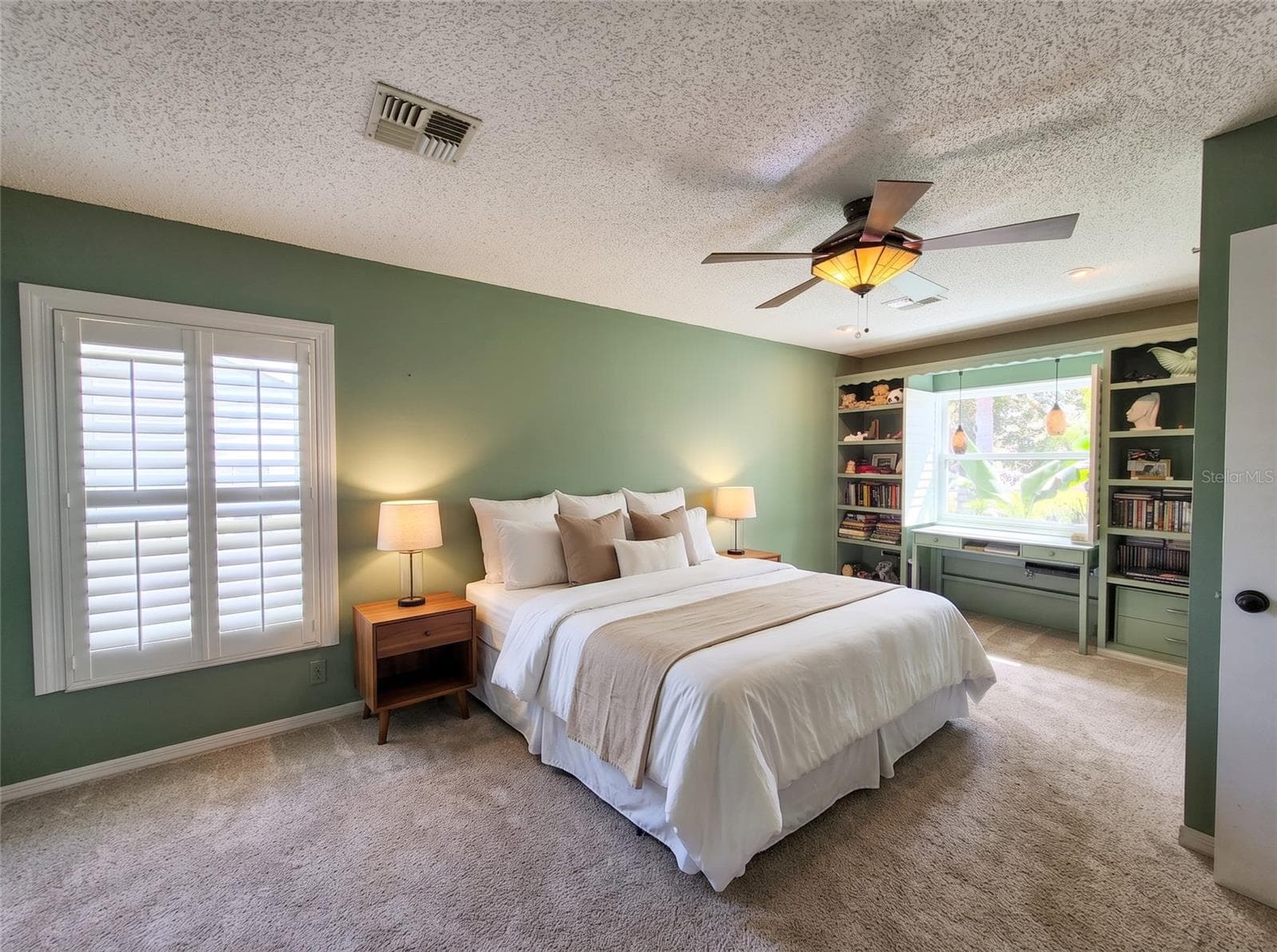 Single Family Residence at 6106 KITTIWAKE DR, LAKELAND, photo 10 of 20