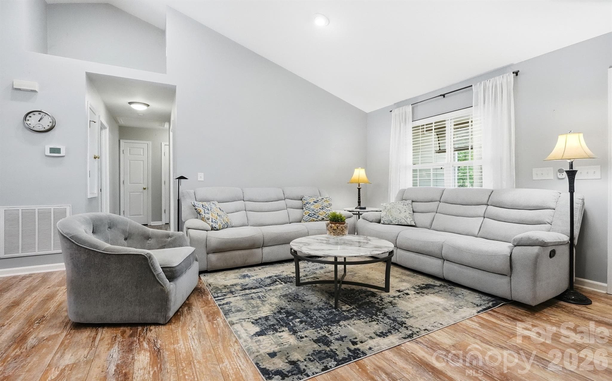Large Living Room - 8610 Lochinvar Drive, Charlotte