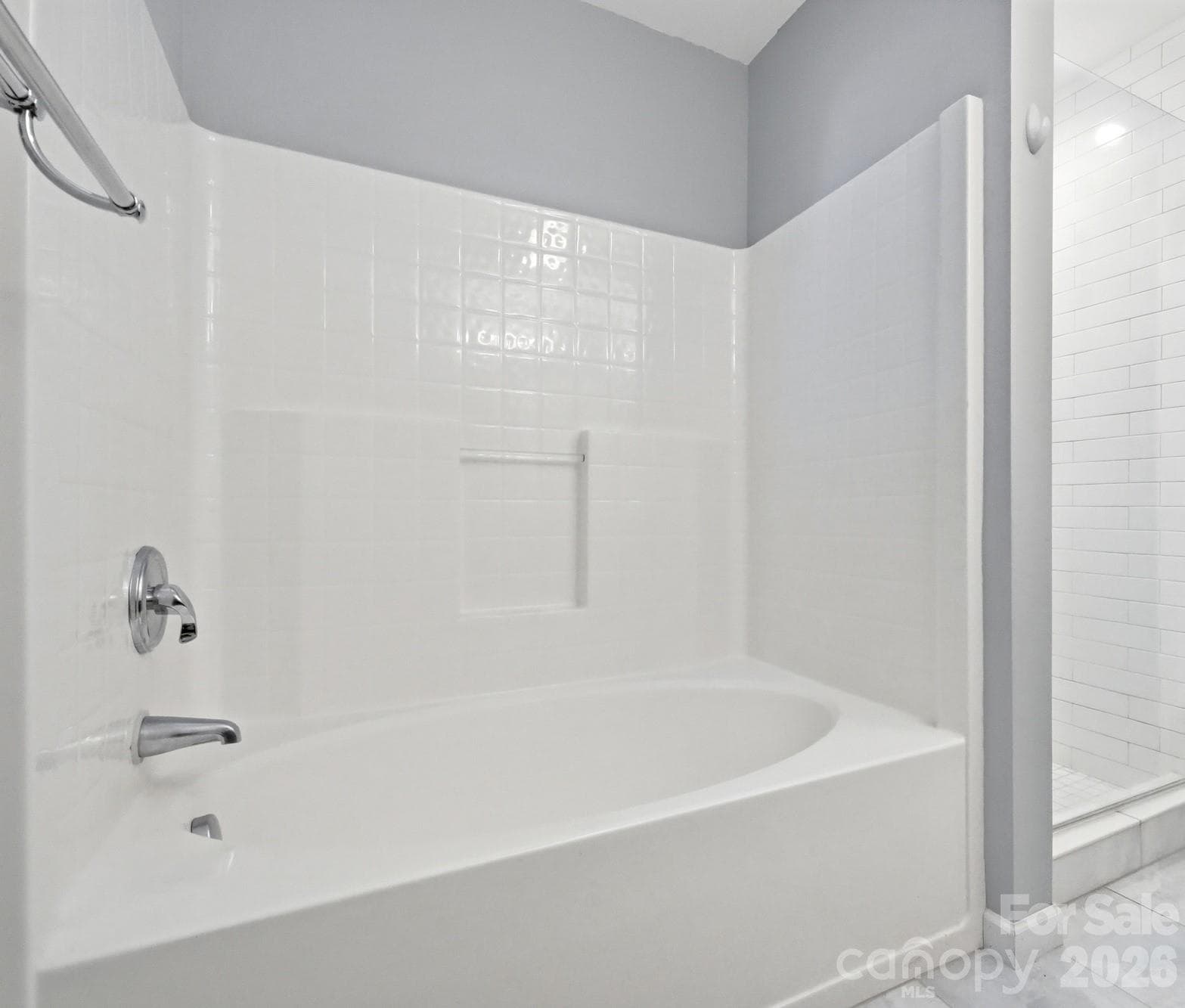 Garden Tub - 8610 Lochinvar Drive, Charlotte