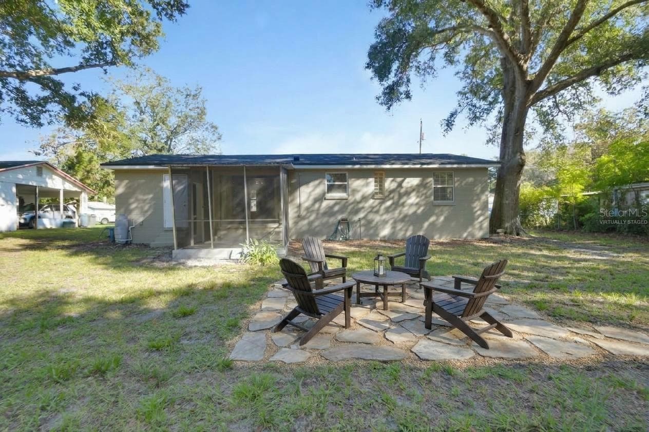 Virtually Staged - 147 LUCERNE DR, DEBARY