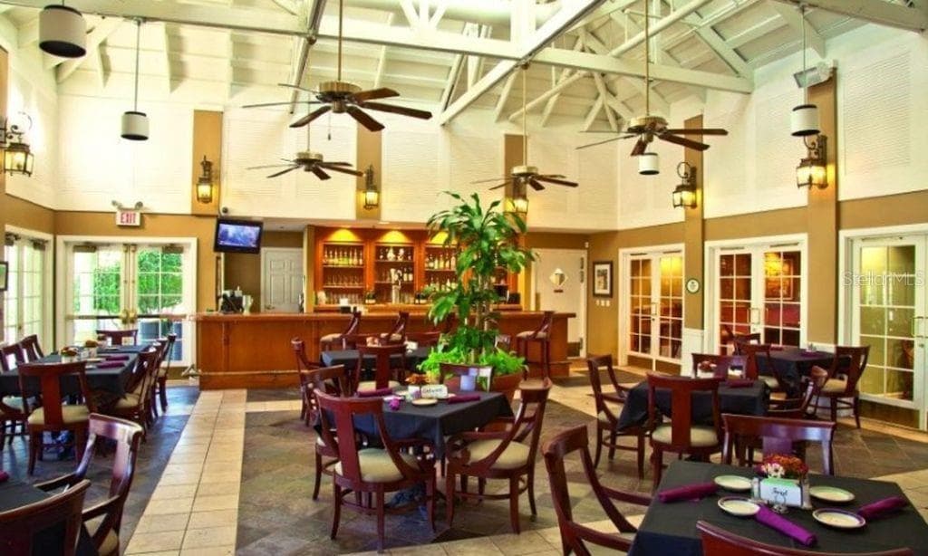 VICTORIA CLUBHOUSE DINING - 506 HERON POINT WAY, DELAND