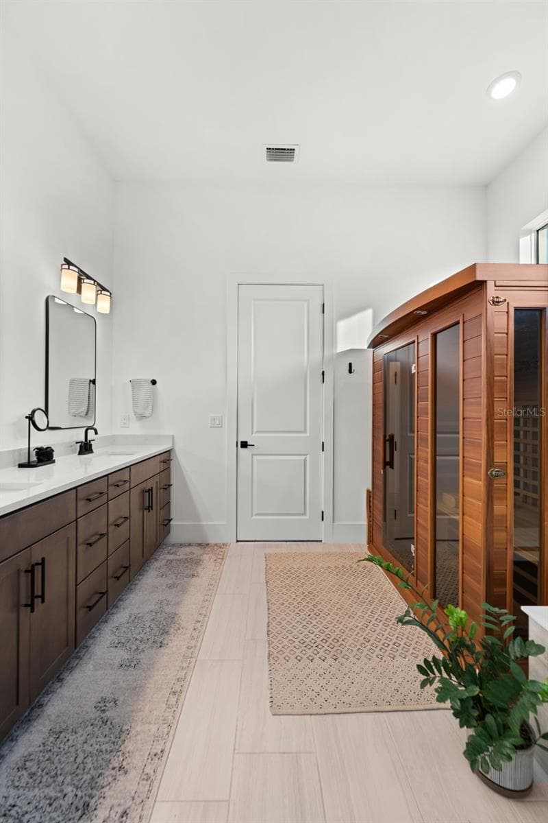 Primary Bathroom - 16152 PALMETTO ST, PUNTA GORDA