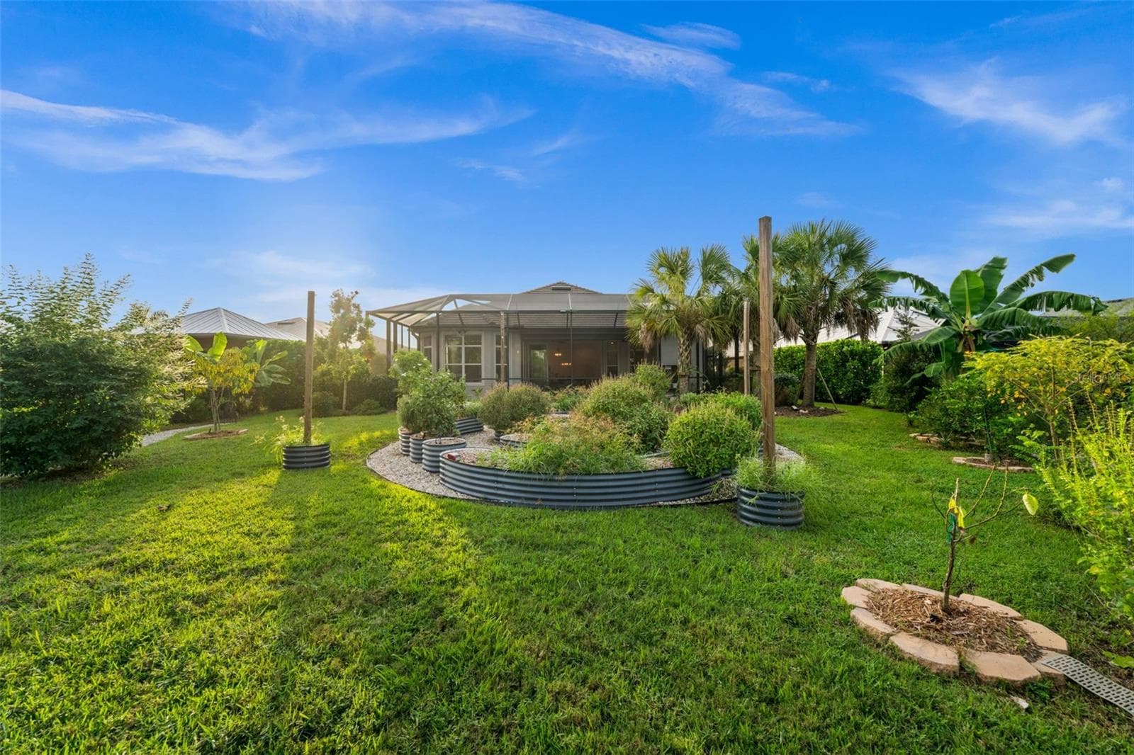Outdoor Garden - 16152 PALMETTO ST, PUNTA GORDA