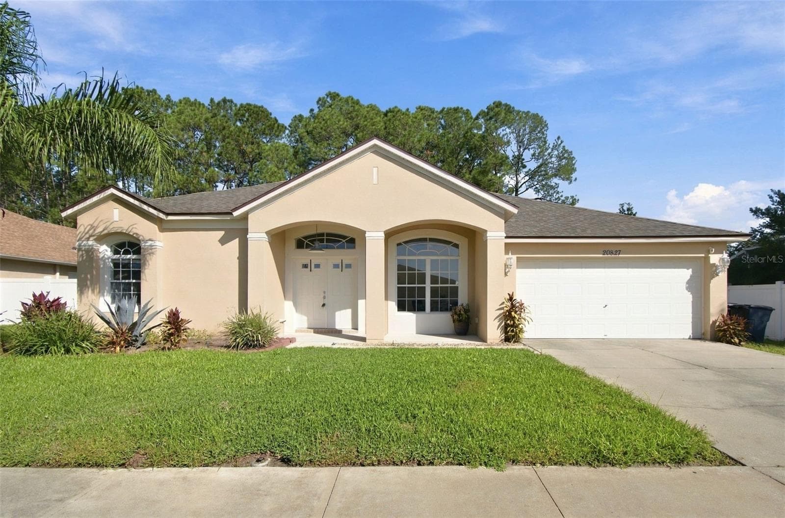 Single Family Residence at 20827 WOODVALE LN, LAND O LAKES, photo 5 of 97