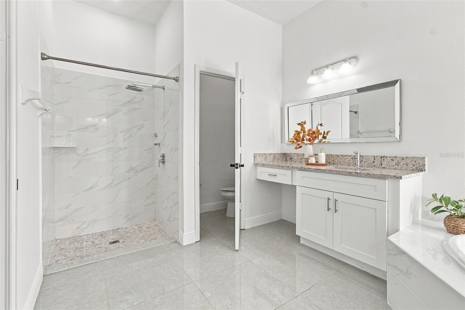 Single Family Residence at 20827 WOODVALE LN, LAND O LAKES, photo 35 of 97