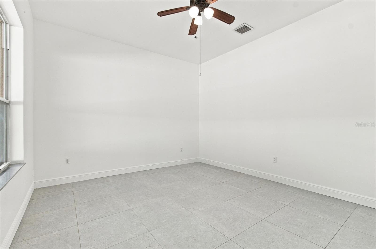 Single Family Residence at 20827 WOODVALE LN, LAND O LAKES, photo 63 of 97