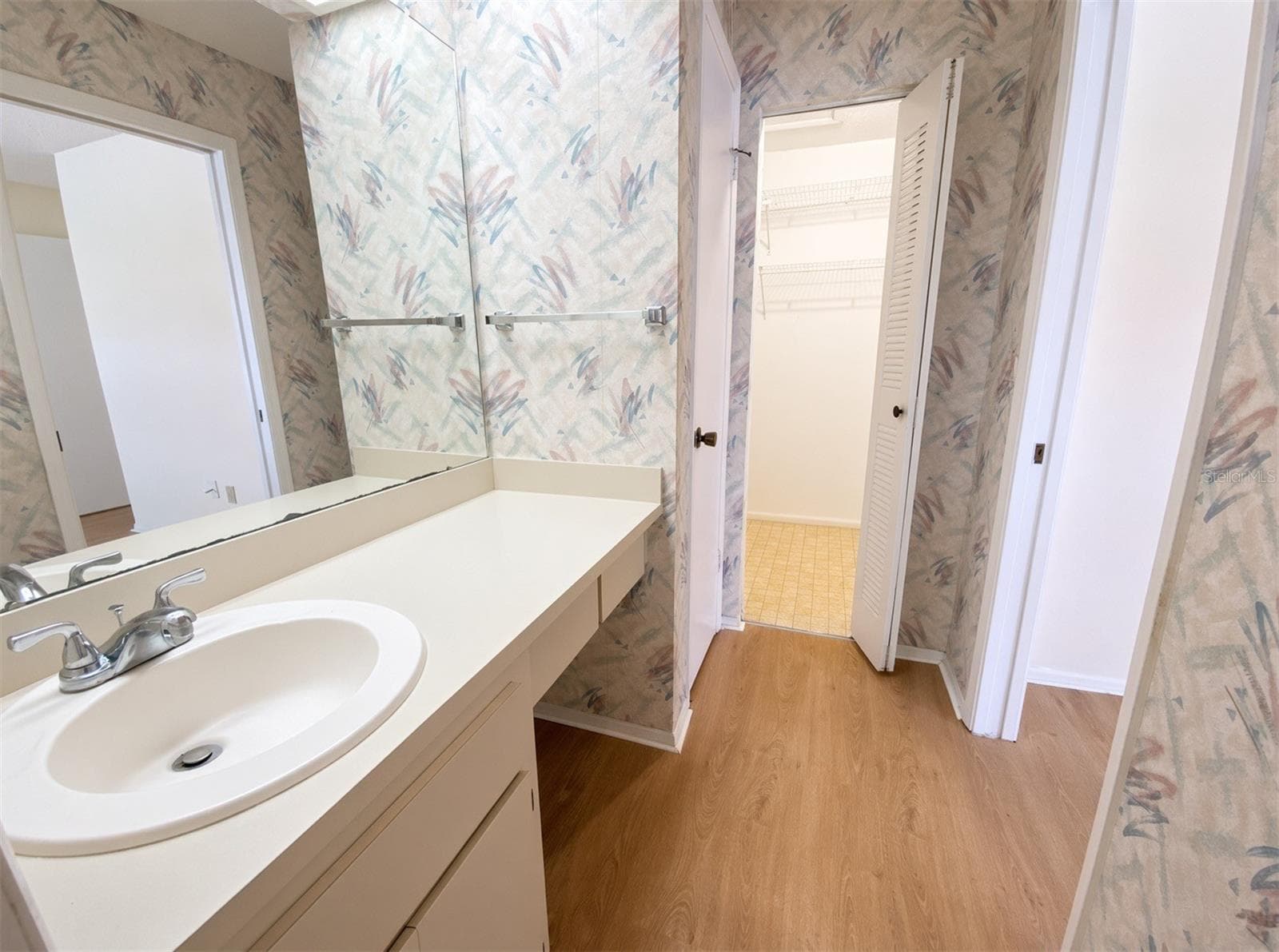 Primary Bathroom - 1125 MONTROSE PL, DUNEDIN