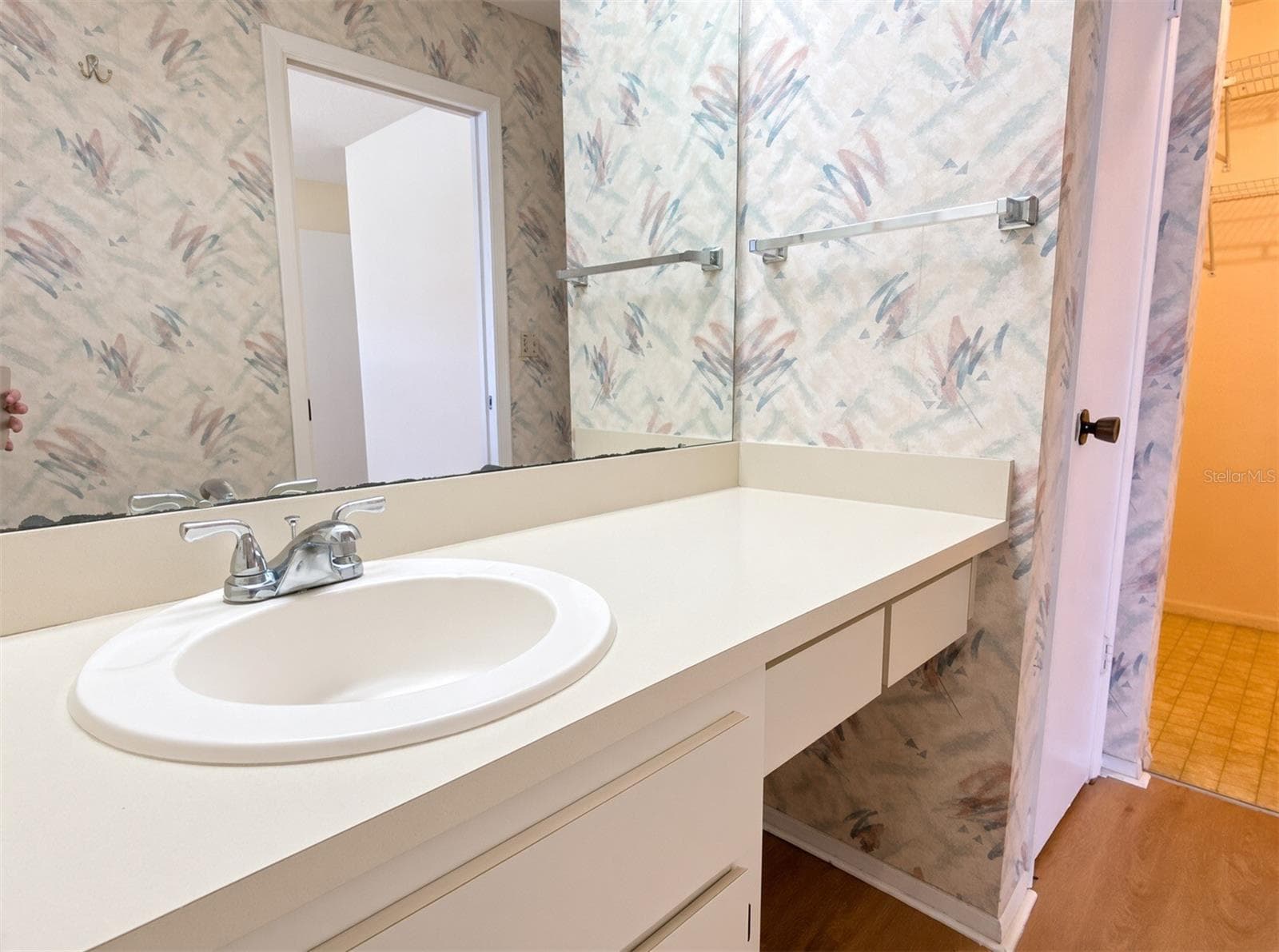 Primary Bathroom - 1125 MONTROSE PL, DUNEDIN