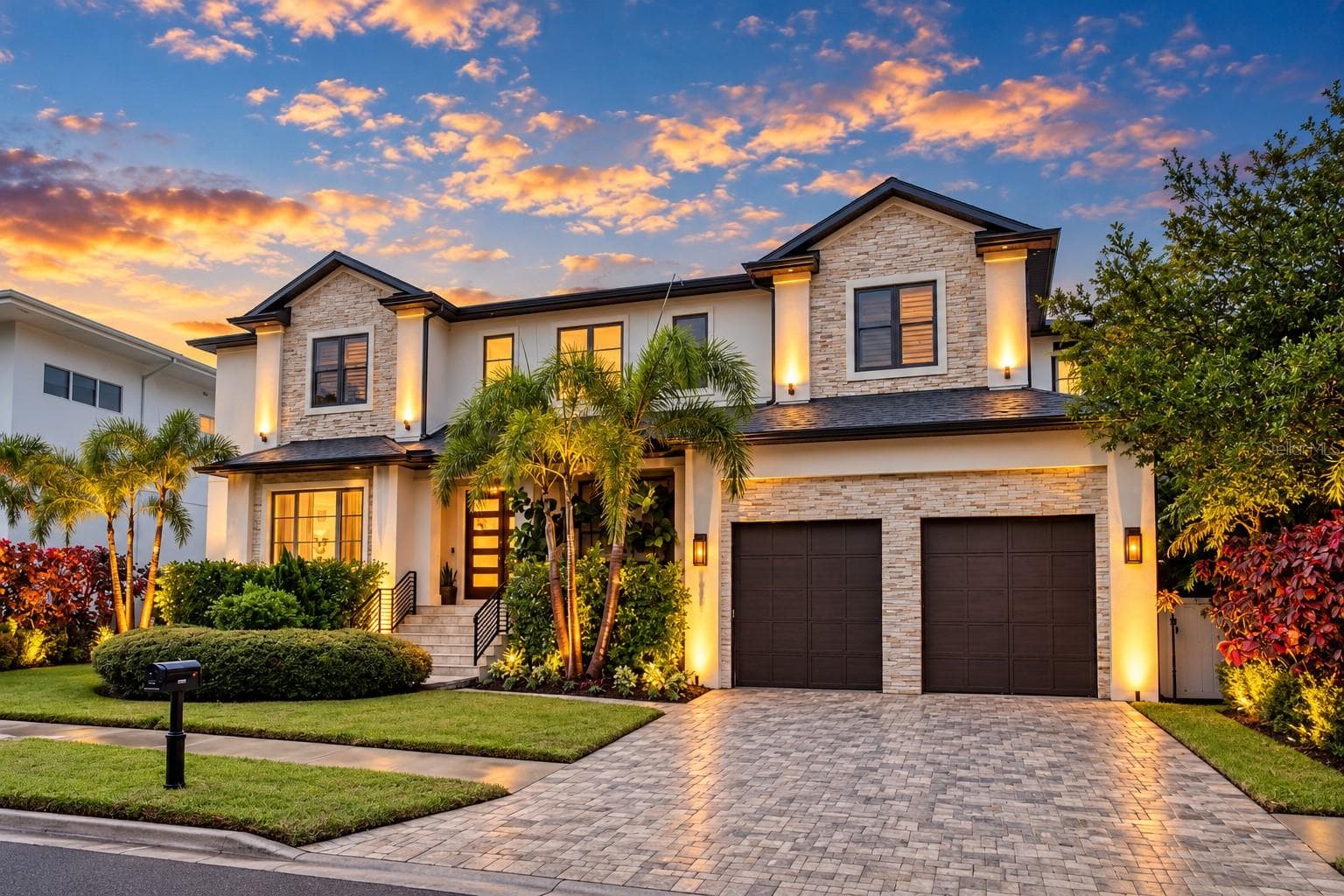 Front - 4807 W LONGFELLOW AVE, TAMPA