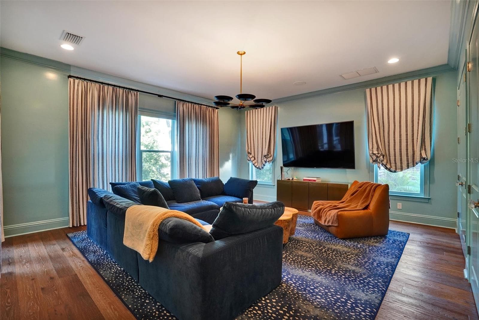 Bonus Room - 4807 W LONGFELLOW AVE, TAMPA