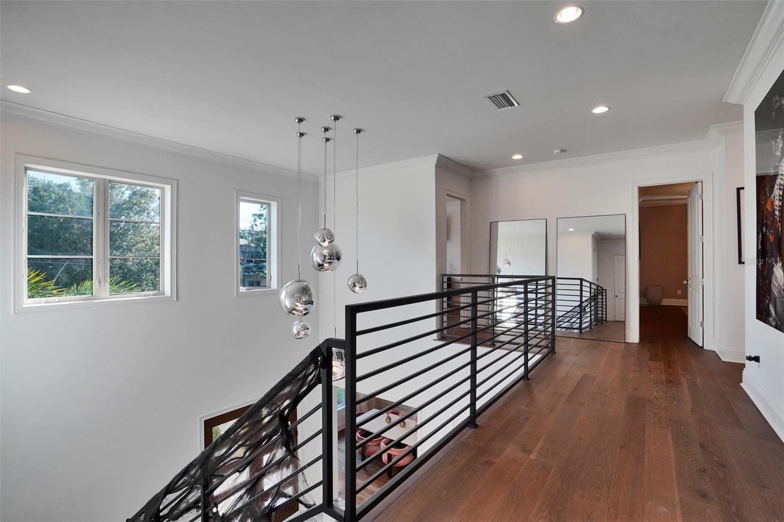 Upstairs - 4807 W LONGFELLOW AVE, TAMPA