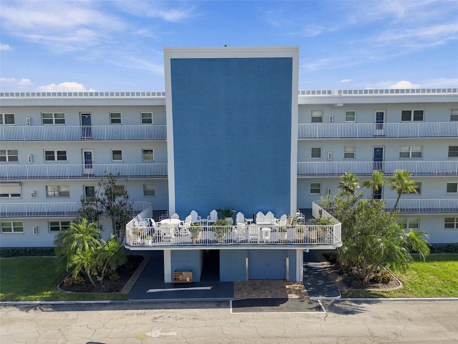 Condominium at 5555 GULF BLVD #419, ST PETE BEACH, photo 4 of 56
