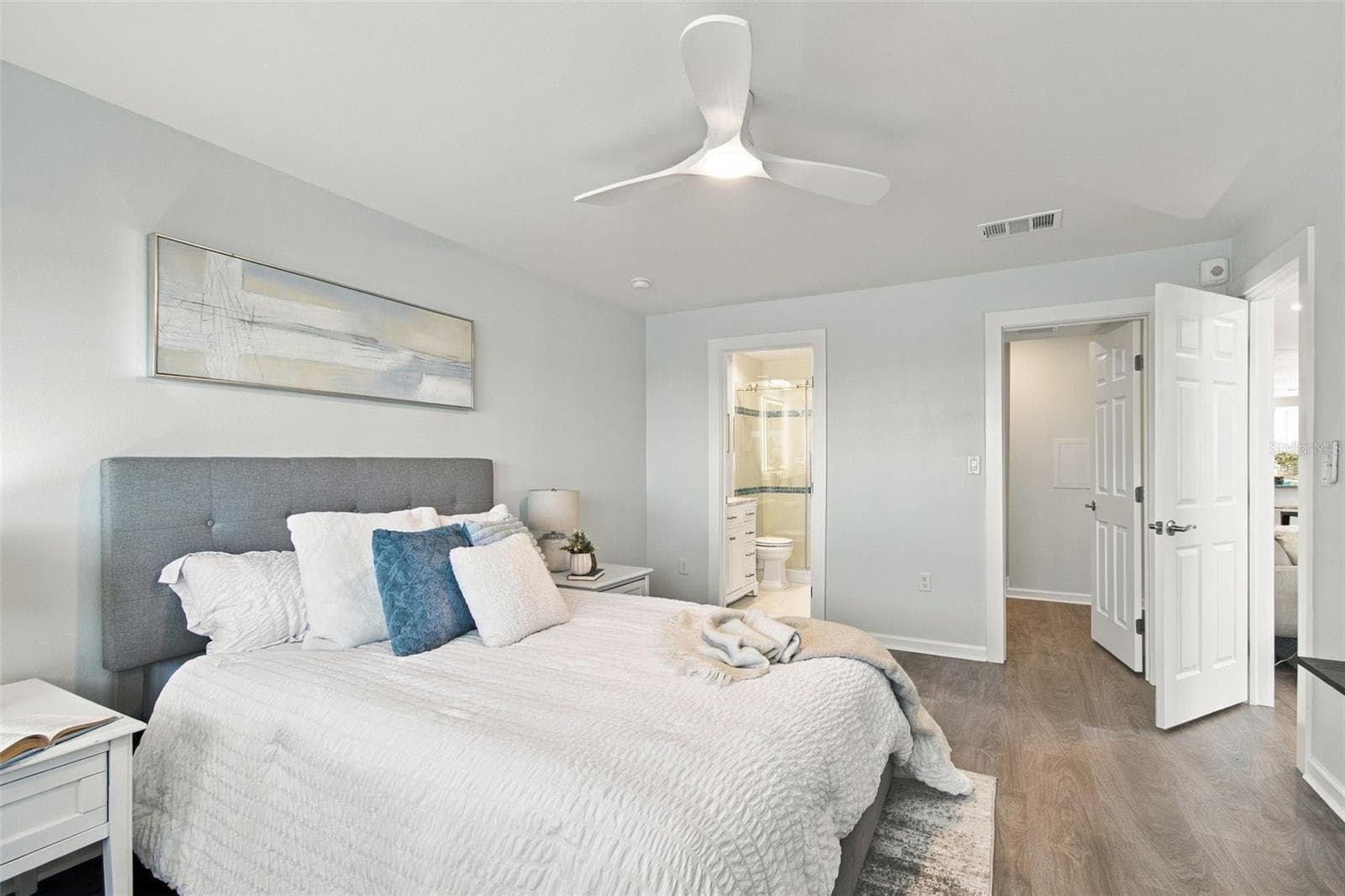 Condominium at 5555 GULF BLVD #419, ST PETE BEACH, photo 23 of 56