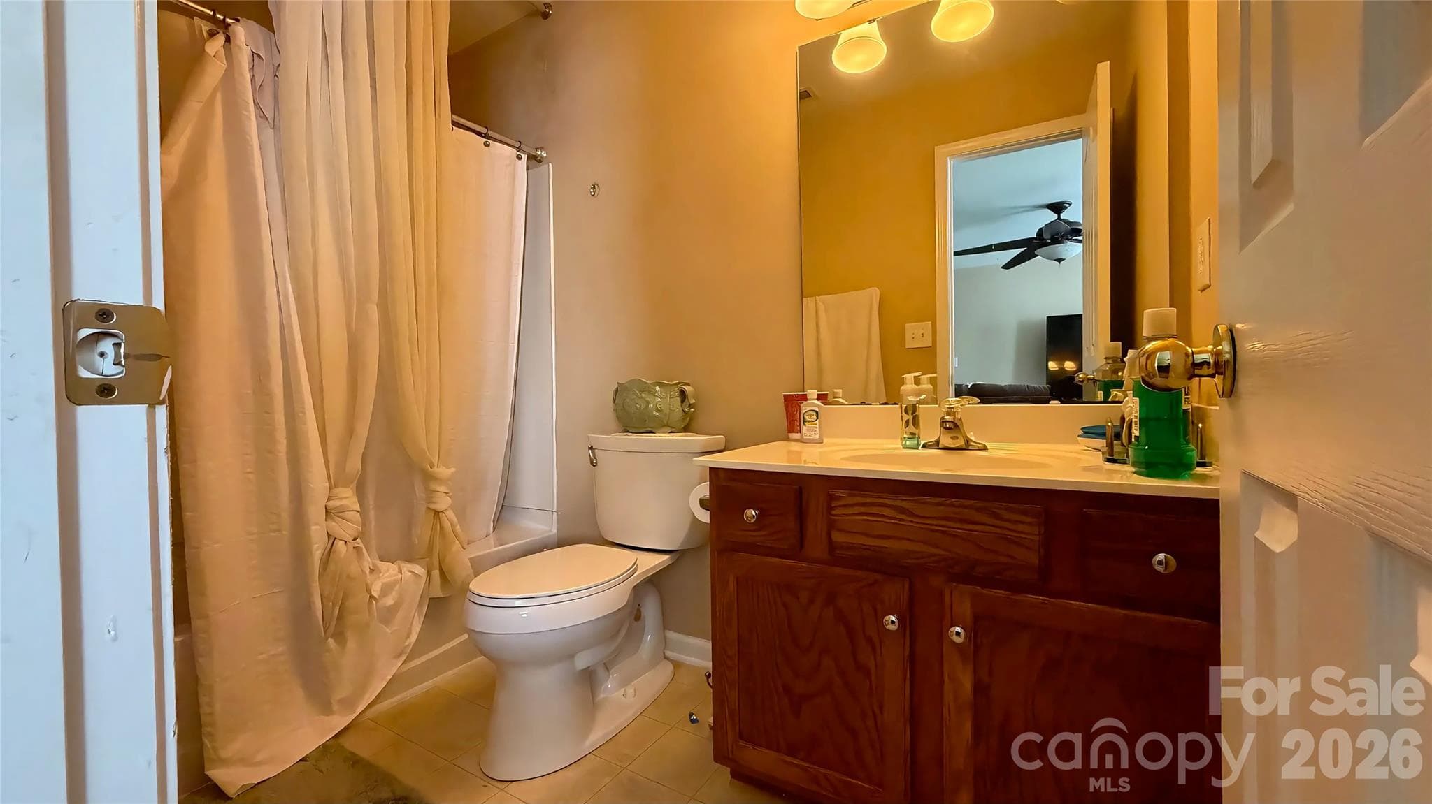 Single Family Residence at 8428 Glaze Court, Charlotte, photo 16 of 25