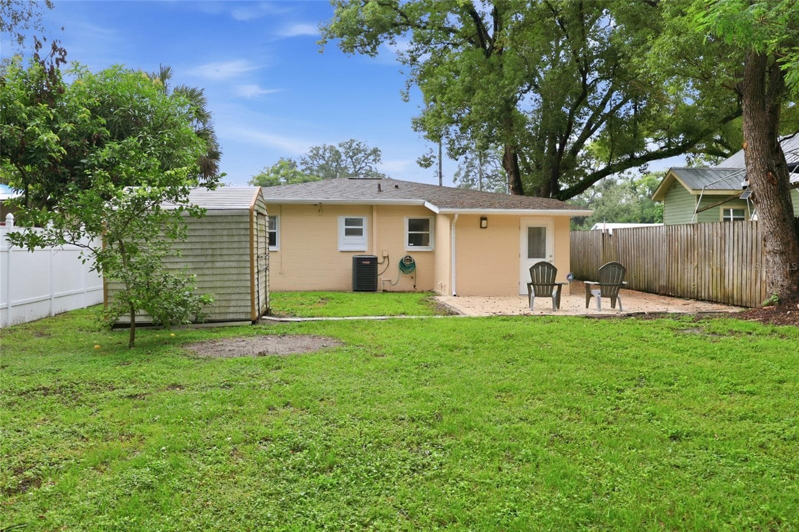 Single Family Residence at 8407 N NEWPORT AVE, TAMPA, photo 3 of 27