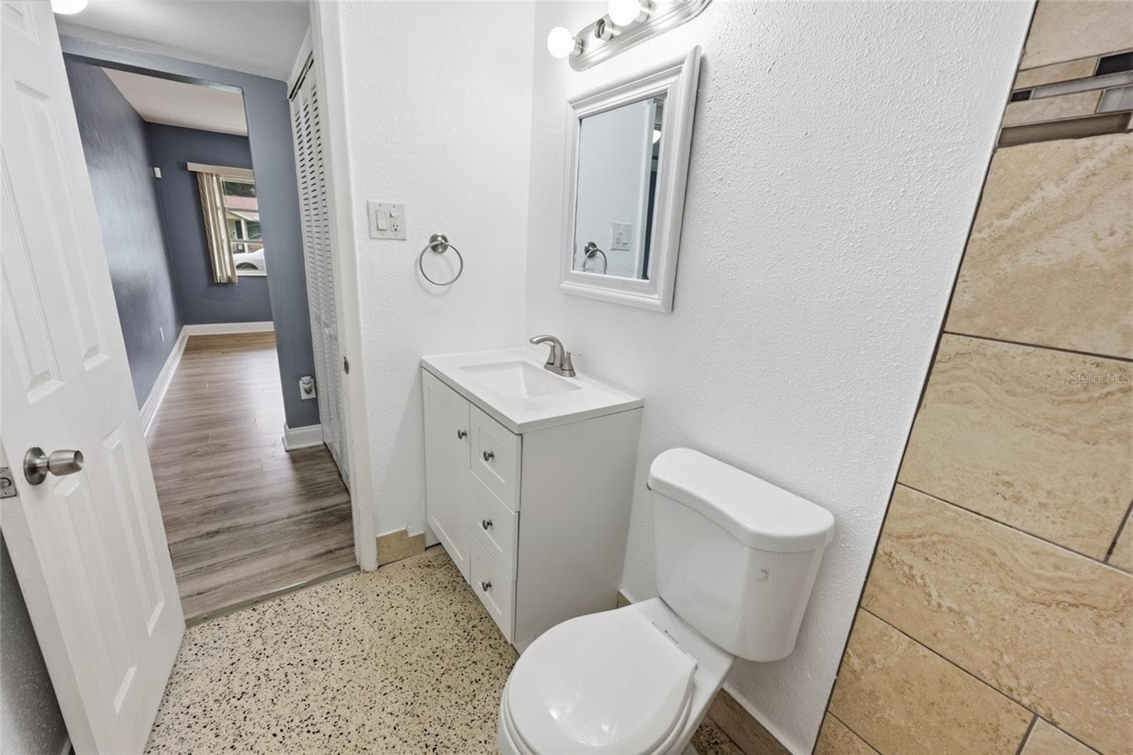 Single Family Residence at 8407 N NEWPORT AVE, TAMPA, photo 18 of 27