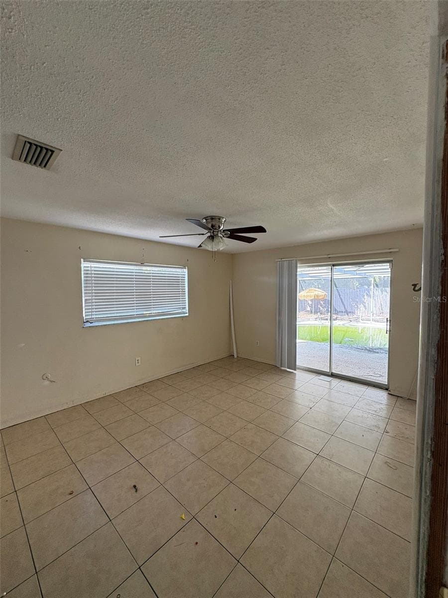 Single Family Residence at 13941 84TH TER, SEMINOLE, photo 4 of 15