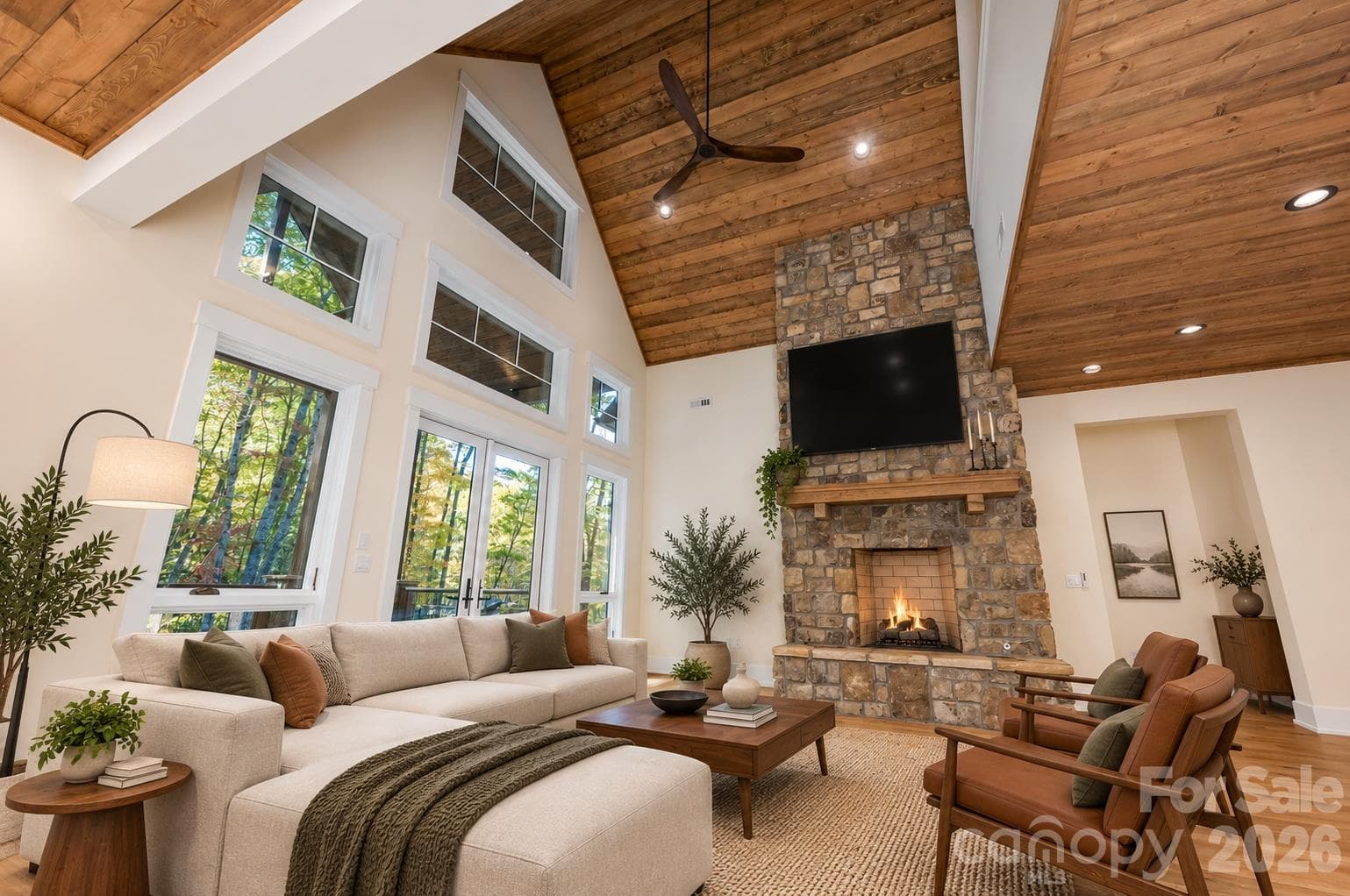 Main Living - 676 Arlington Road, Waynesville