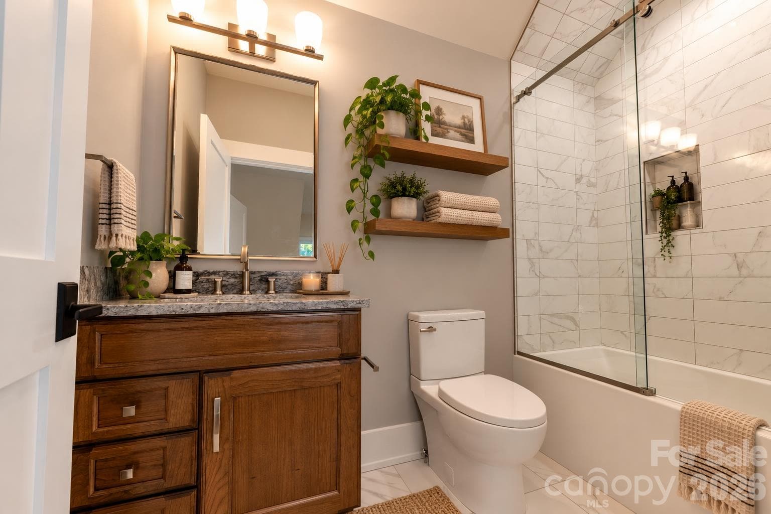Upstairs Bath 1 - 676 Arlington Road, Waynesville