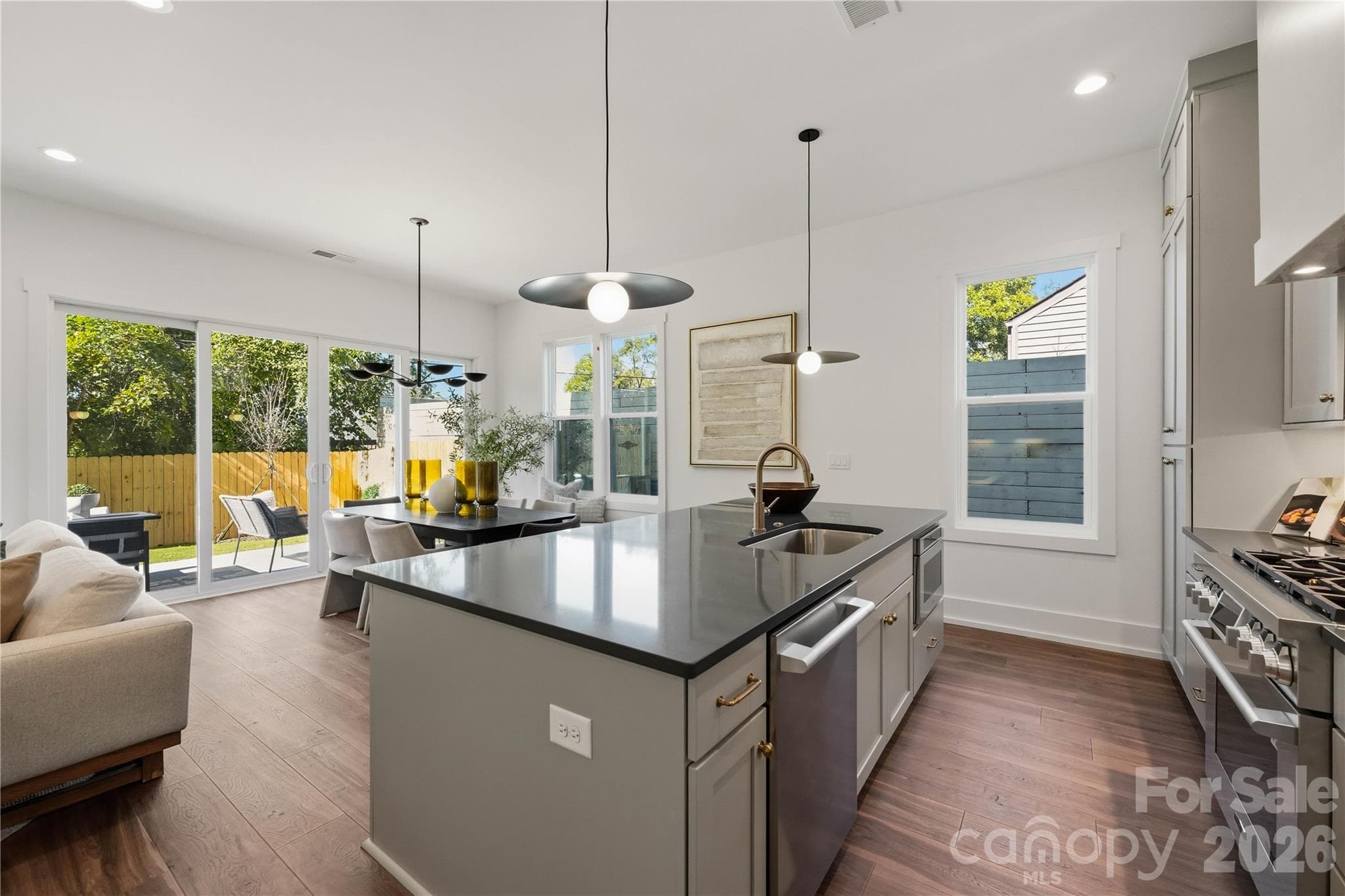 Townhouse at 108 S Gregg Street, Charlotte, photo 45 of 63