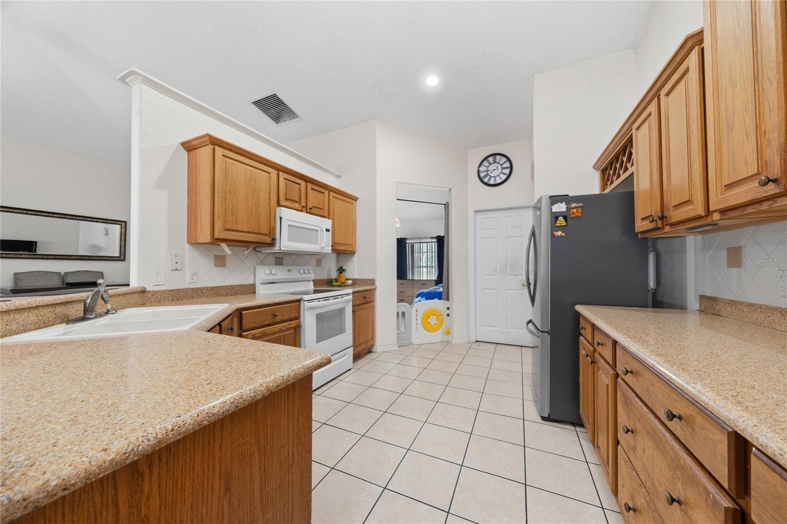 Kitchen - 1133 CHICHESTER CT, KISSIMMEE