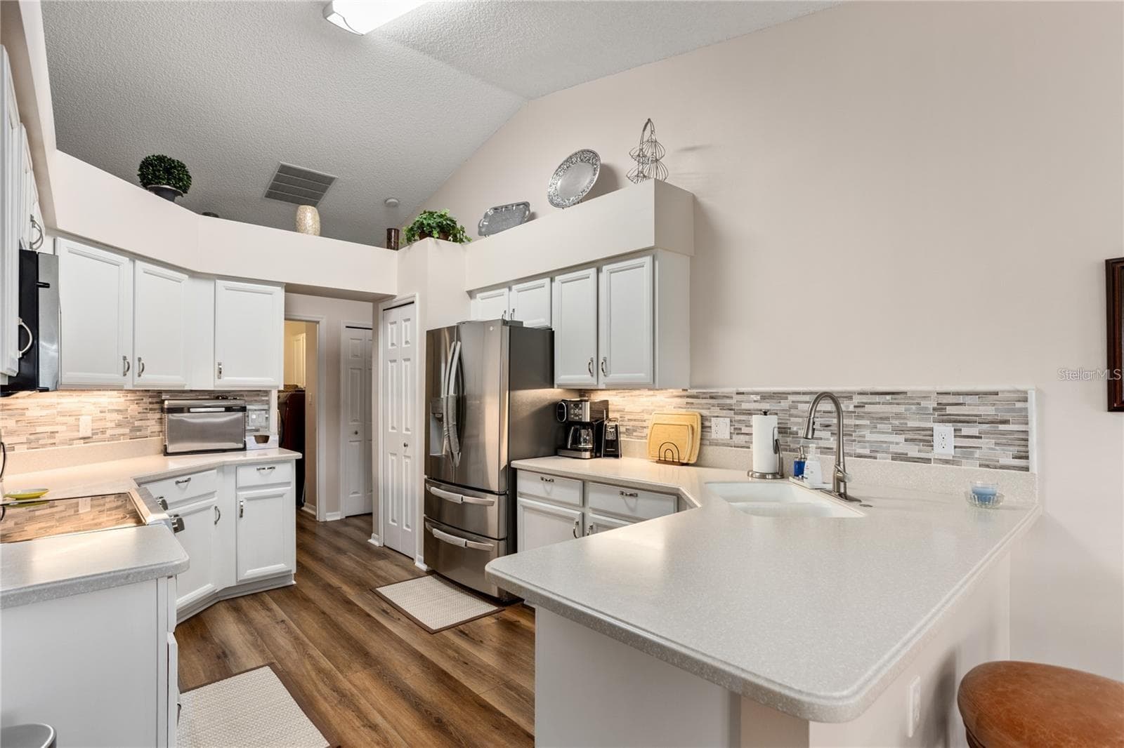 Kitchen - 25233 LOST OAK CIR, LEESBURG