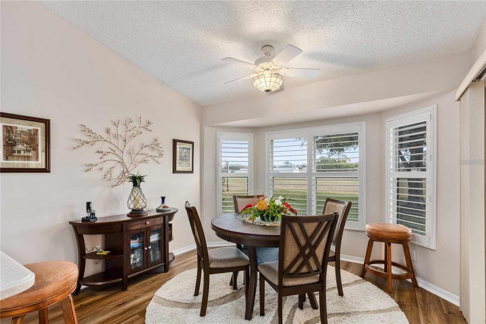 Breakfast Nook - 25233 LOST OAK CIR, LEESBURG