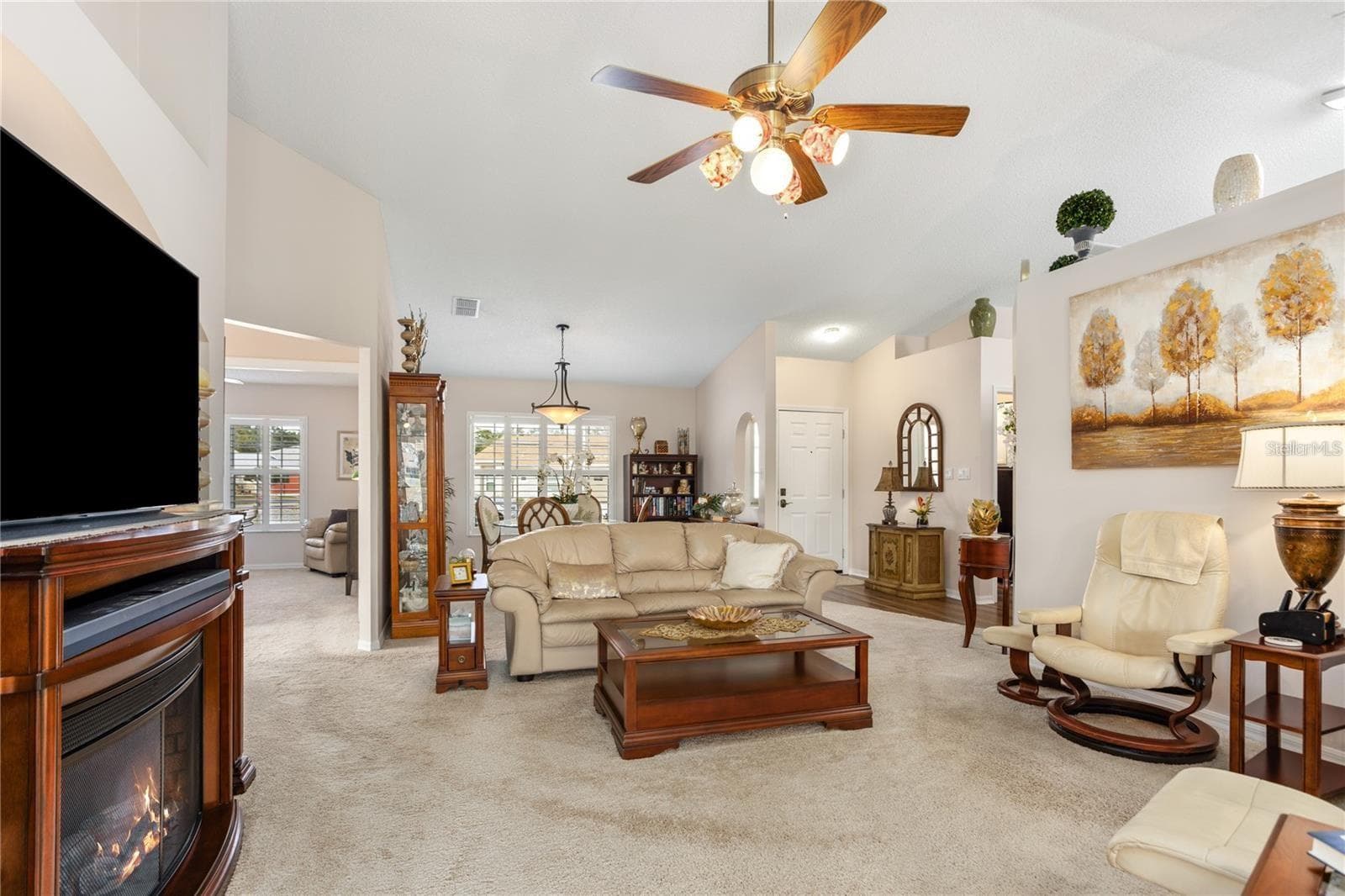 Living Room - 25233 LOST OAK CIR, LEESBURG