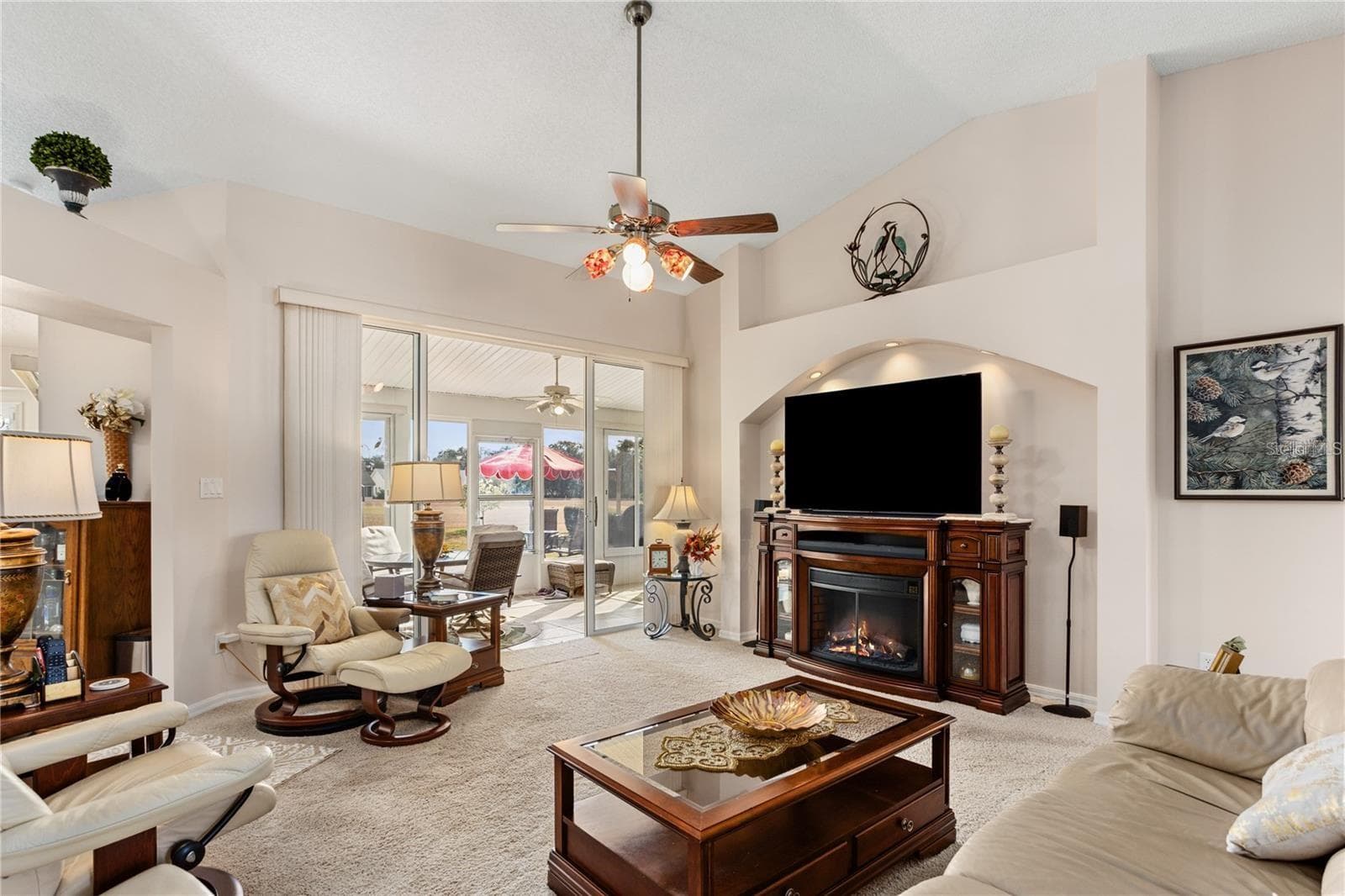 Living Room - 25233 LOST OAK CIR, LEESBURG