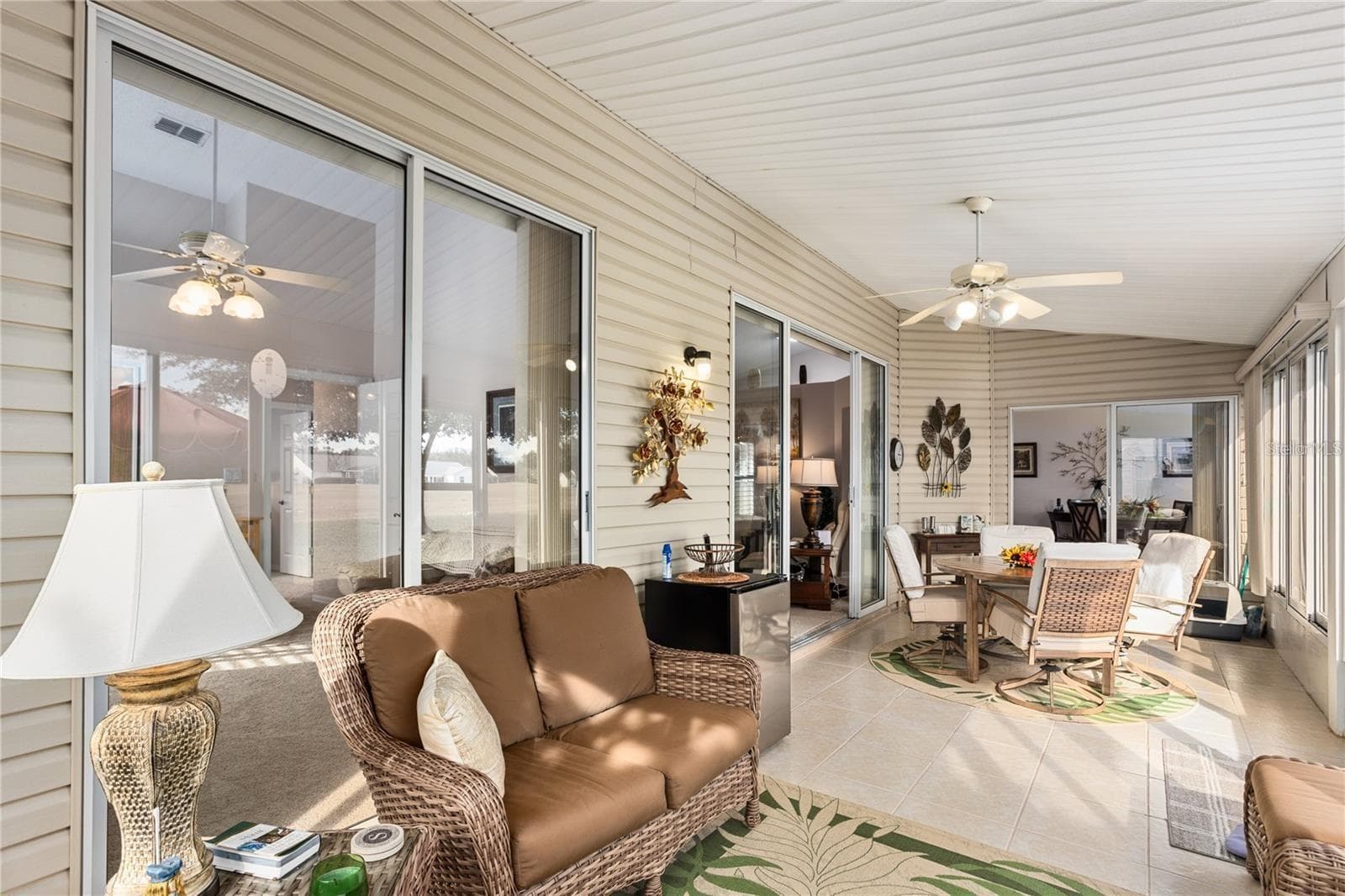 Enclosed Lanai - 25233 LOST OAK CIR, LEESBURG