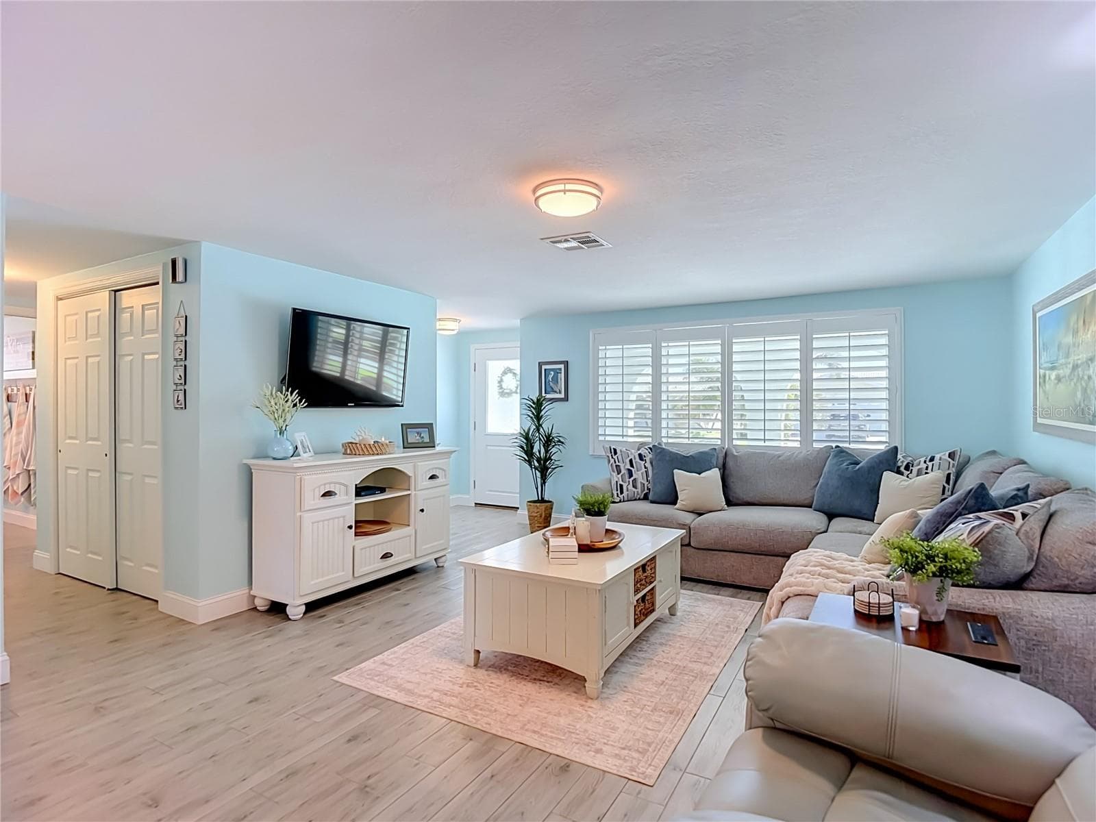 Living Space - 4951 FORECASTLE DR, NEW PORT RICHEY