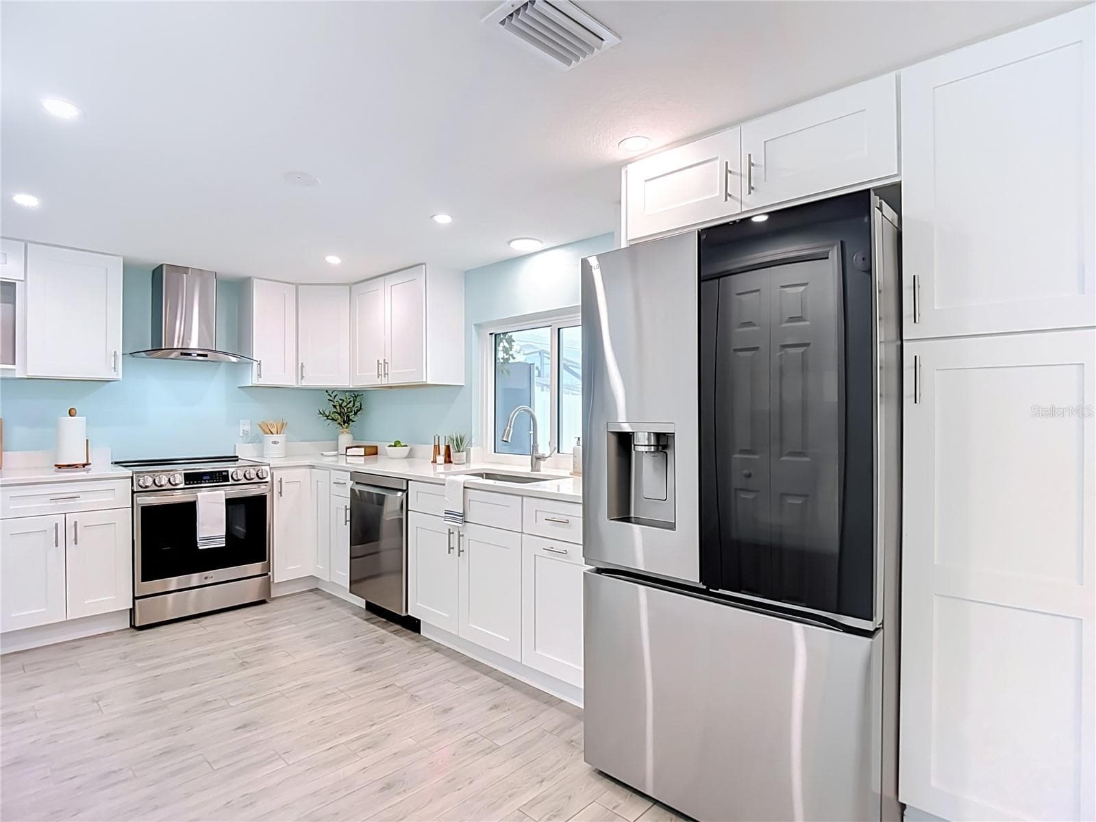 Kitchen - 4951 FORECASTLE DR, NEW PORT RICHEY