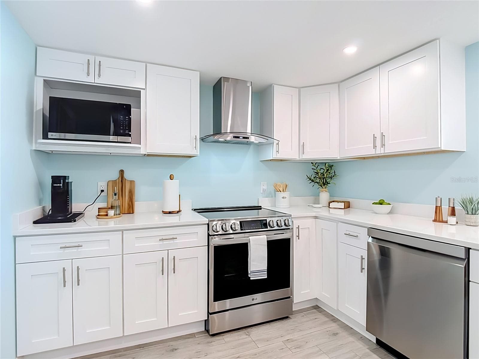 Kitchen - 4951 FORECASTLE DR, NEW PORT RICHEY