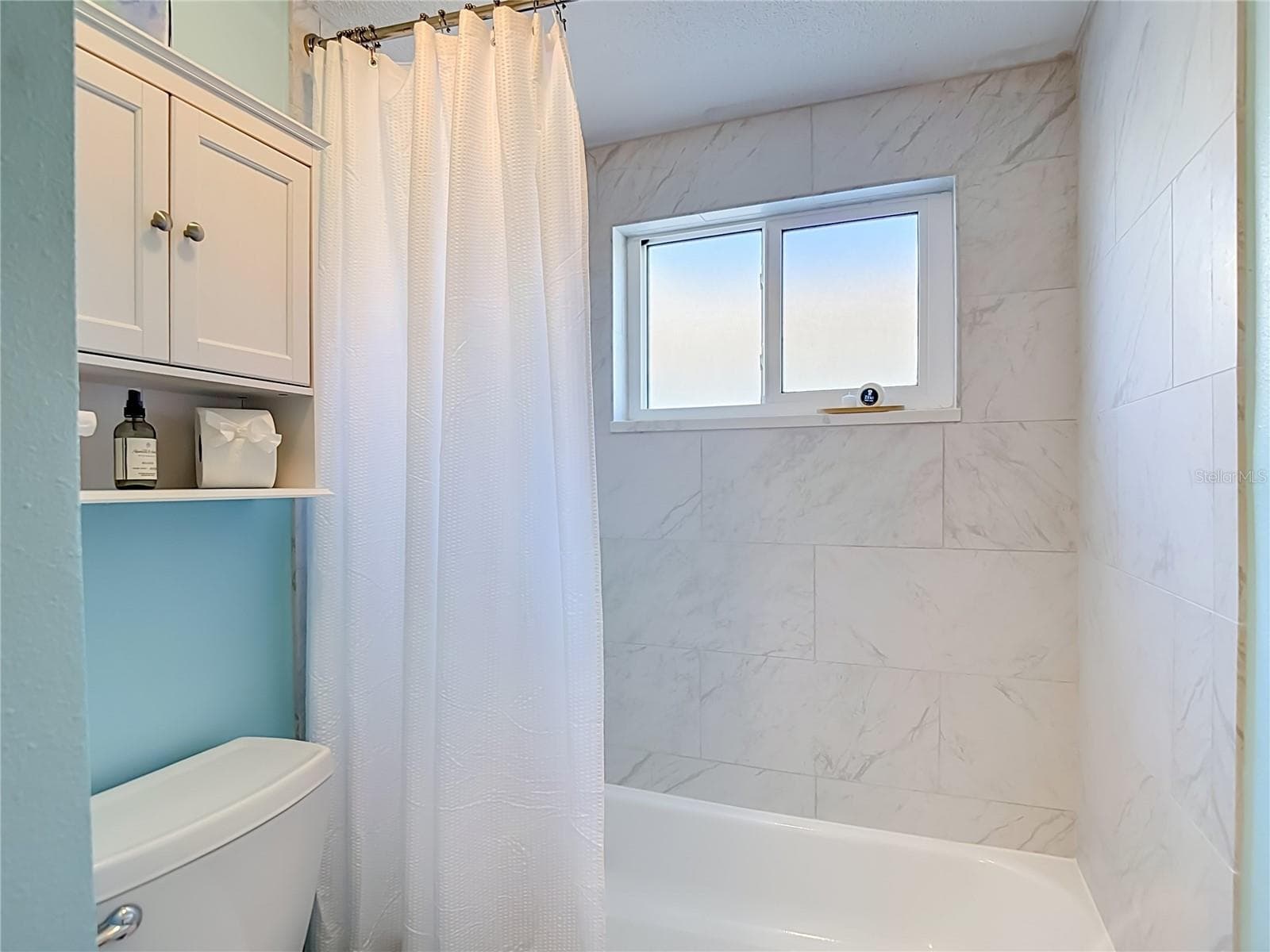 Guest Bathroom - 4951 FORECASTLE DR, NEW PORT RICHEY