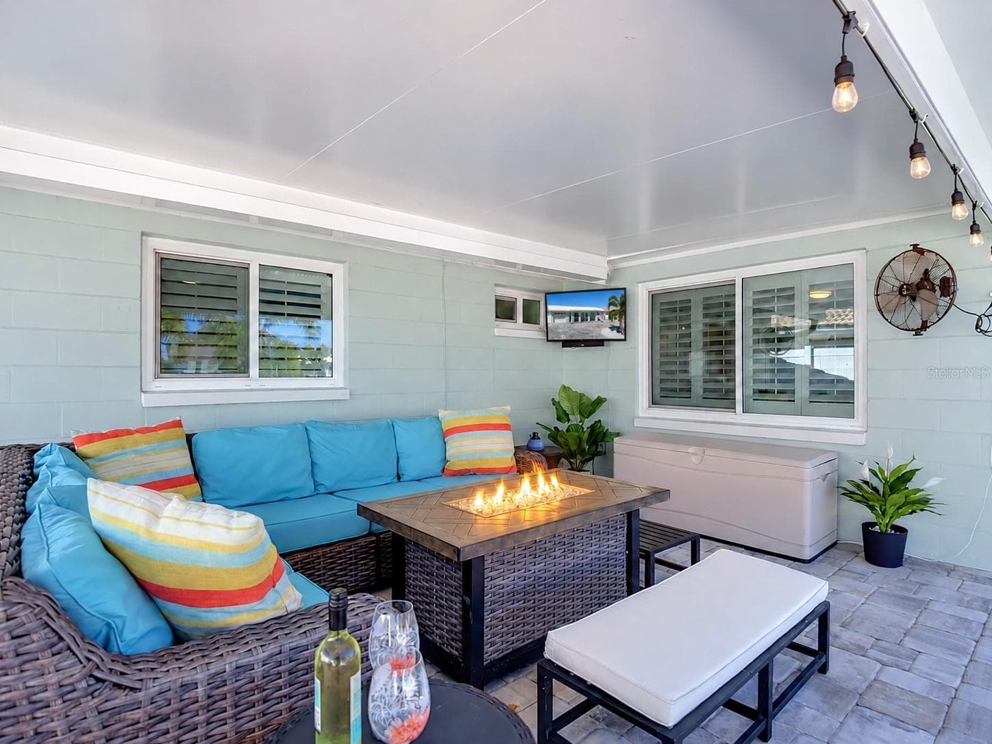 Entertainment patio - 4951 FORECASTLE DR, NEW PORT RICHEY