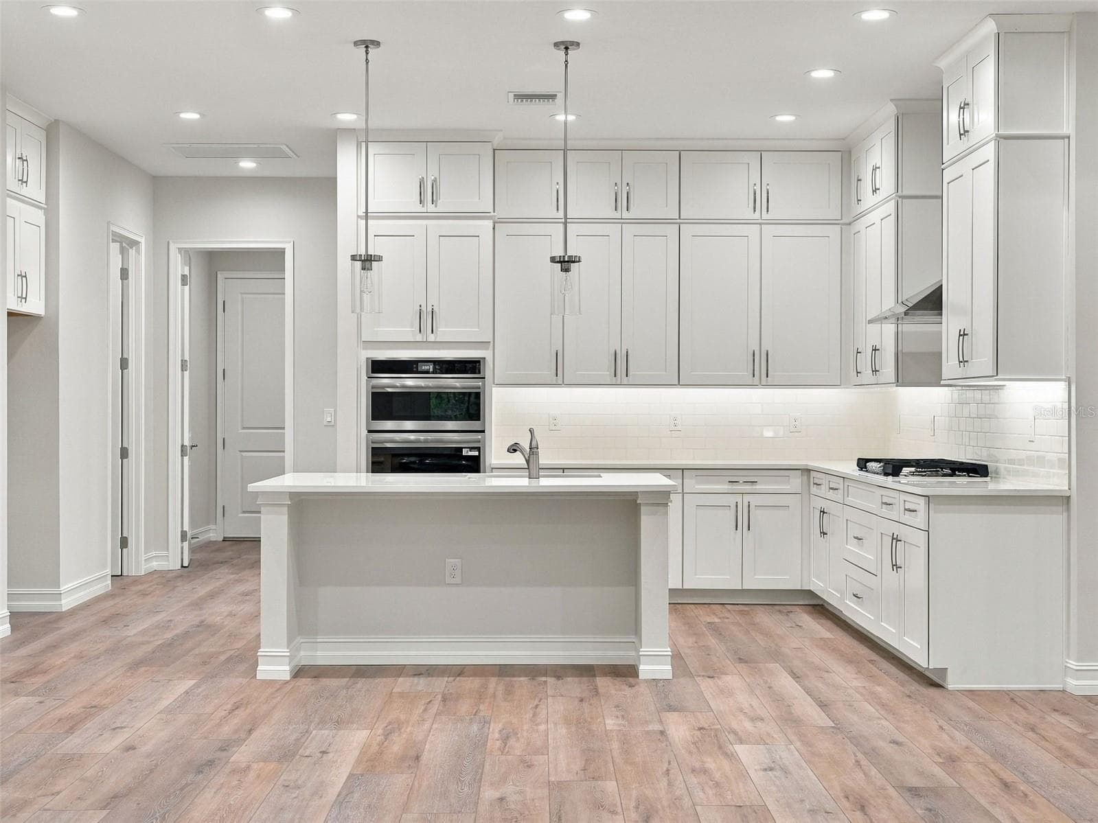Single Family Residence at 3970 SOUTHERN VALLEY LOOP, BROOKSVILLE, photo 21 of 56
