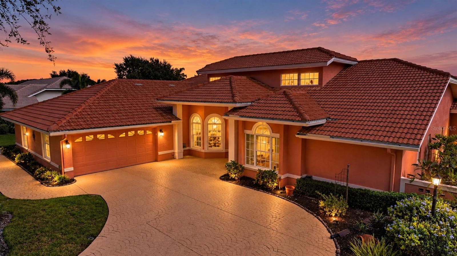8938 WILD DUNES DR