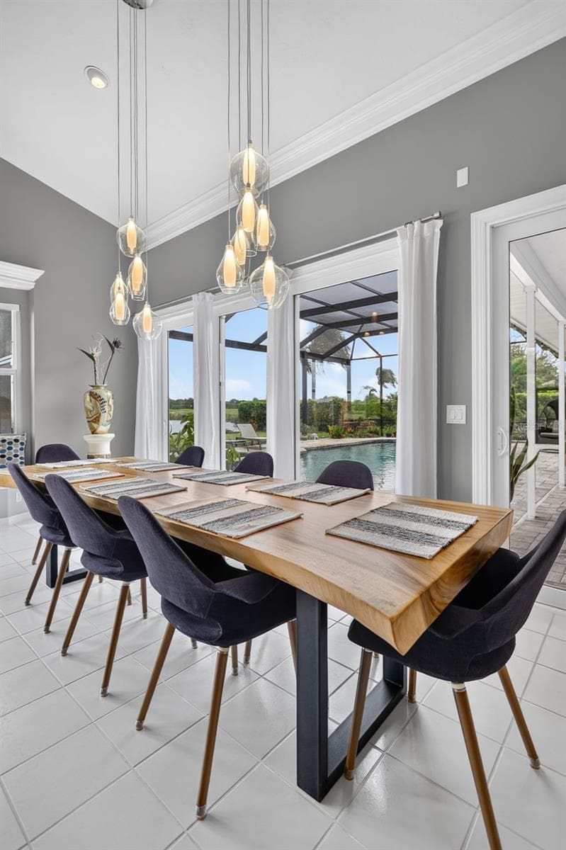 Elevated dining. - 8938 WILD DUNES DR, SARASOTA