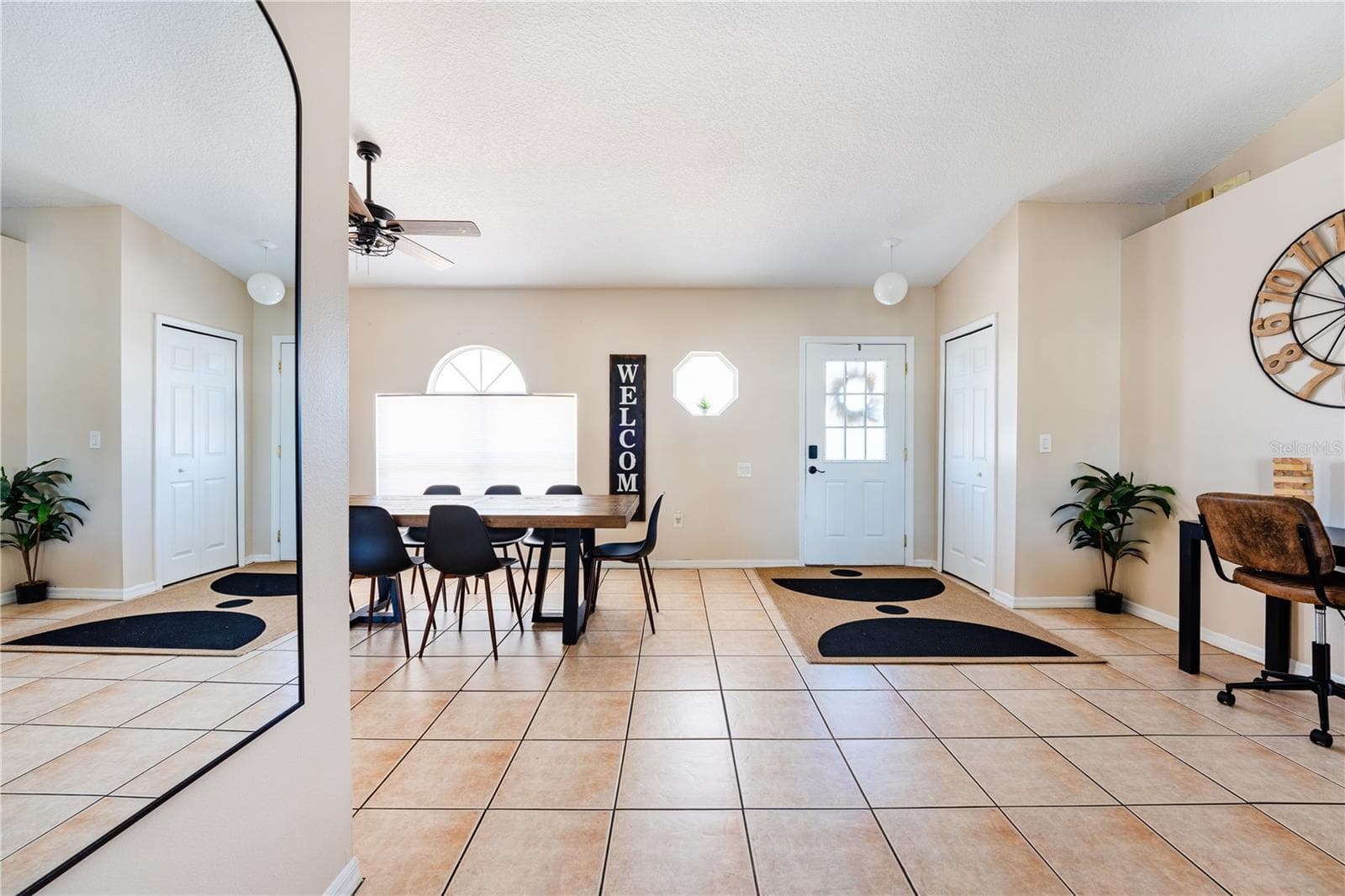 Single Family Residence at 331 MARQUEE DRIVE DR, KISSIMMEE, photo 2 of 31