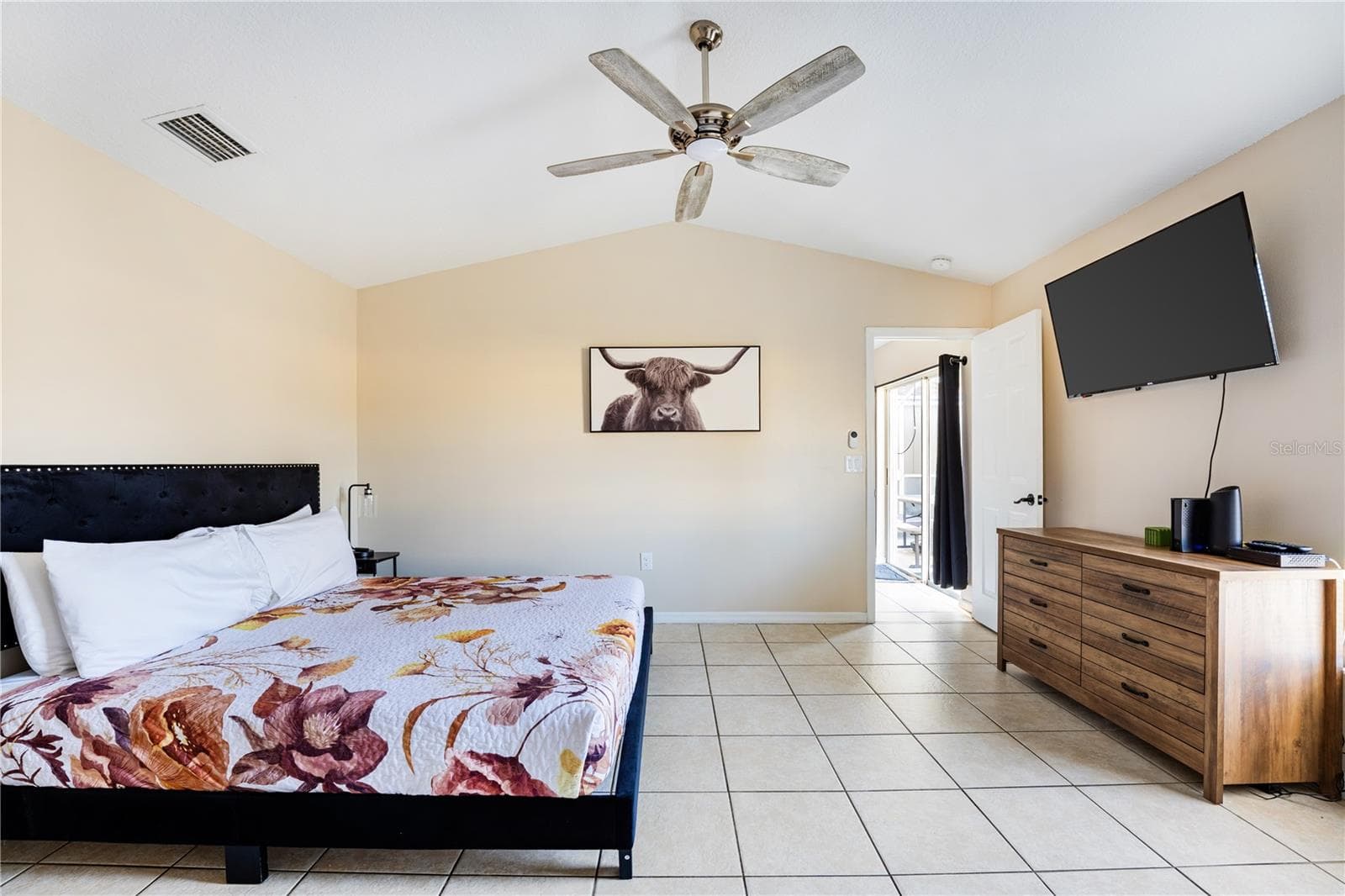 Single Family Residence at 331 MARQUEE DRIVE DR, KISSIMMEE, photo 5 of 31