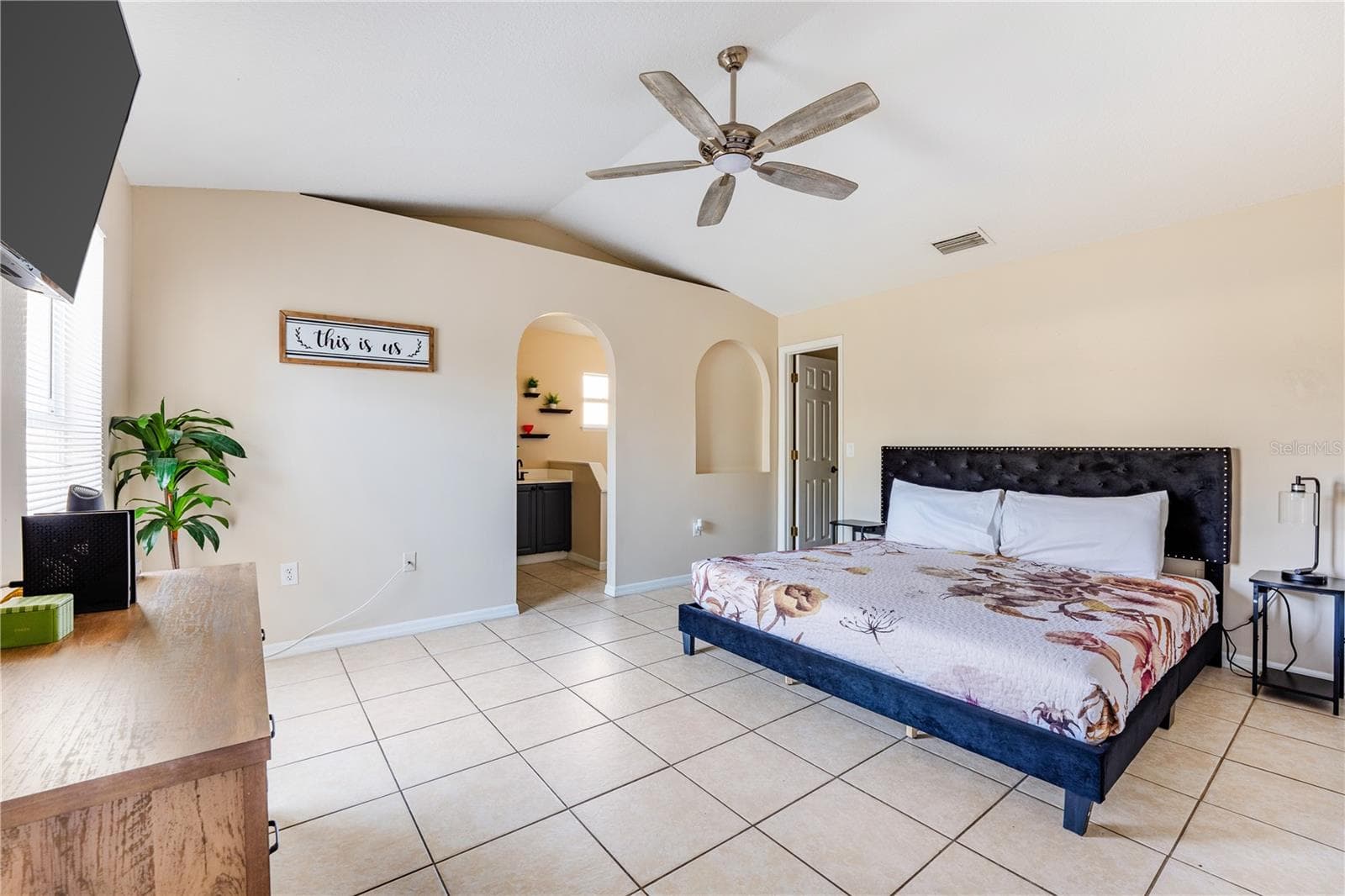 Single Family Residence at 331 MARQUEE DRIVE DR, KISSIMMEE, photo 16 of 31