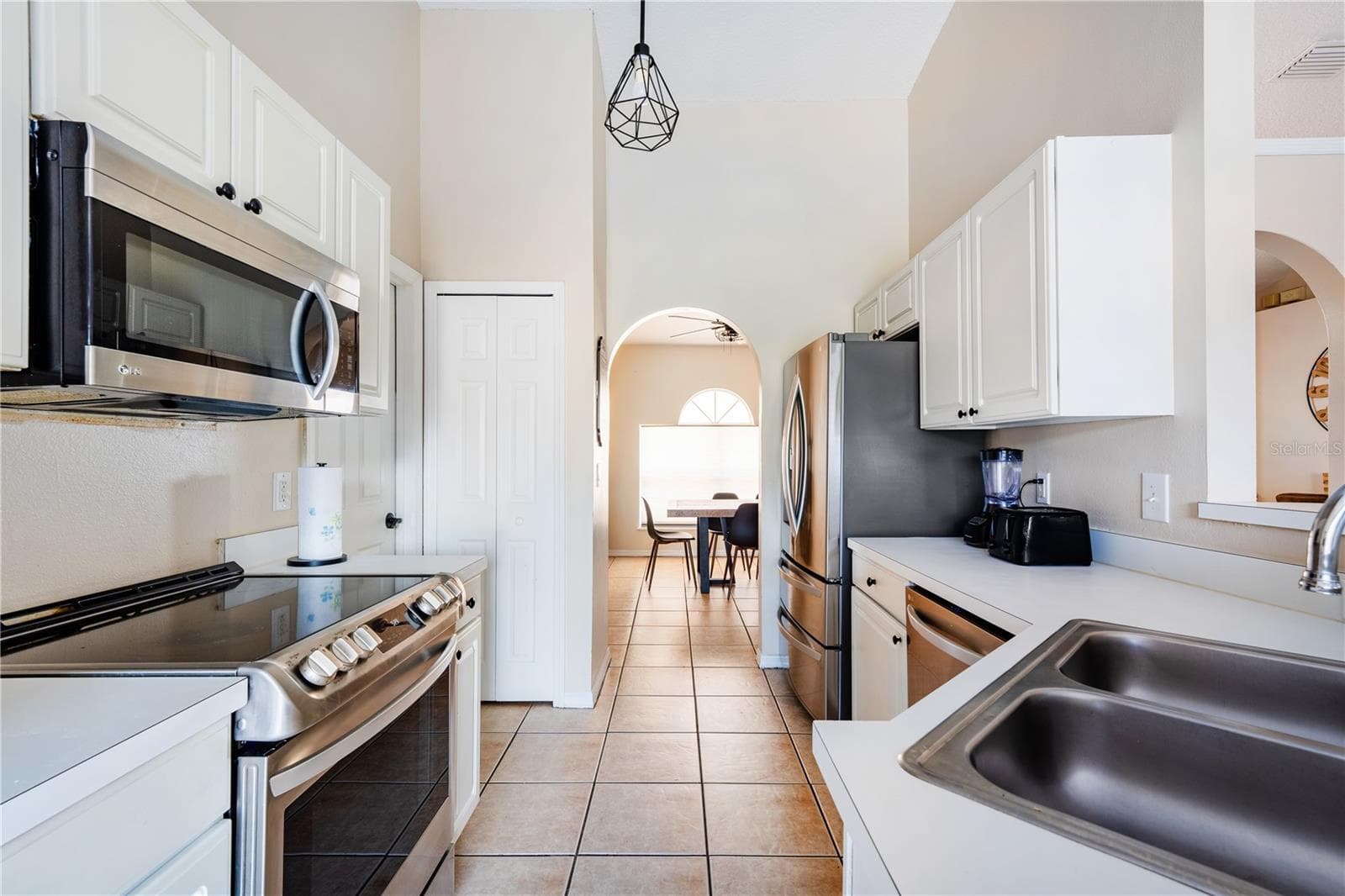 Single Family Residence at 331 MARQUEE DRIVE DR, KISSIMMEE, photo 22 of 31