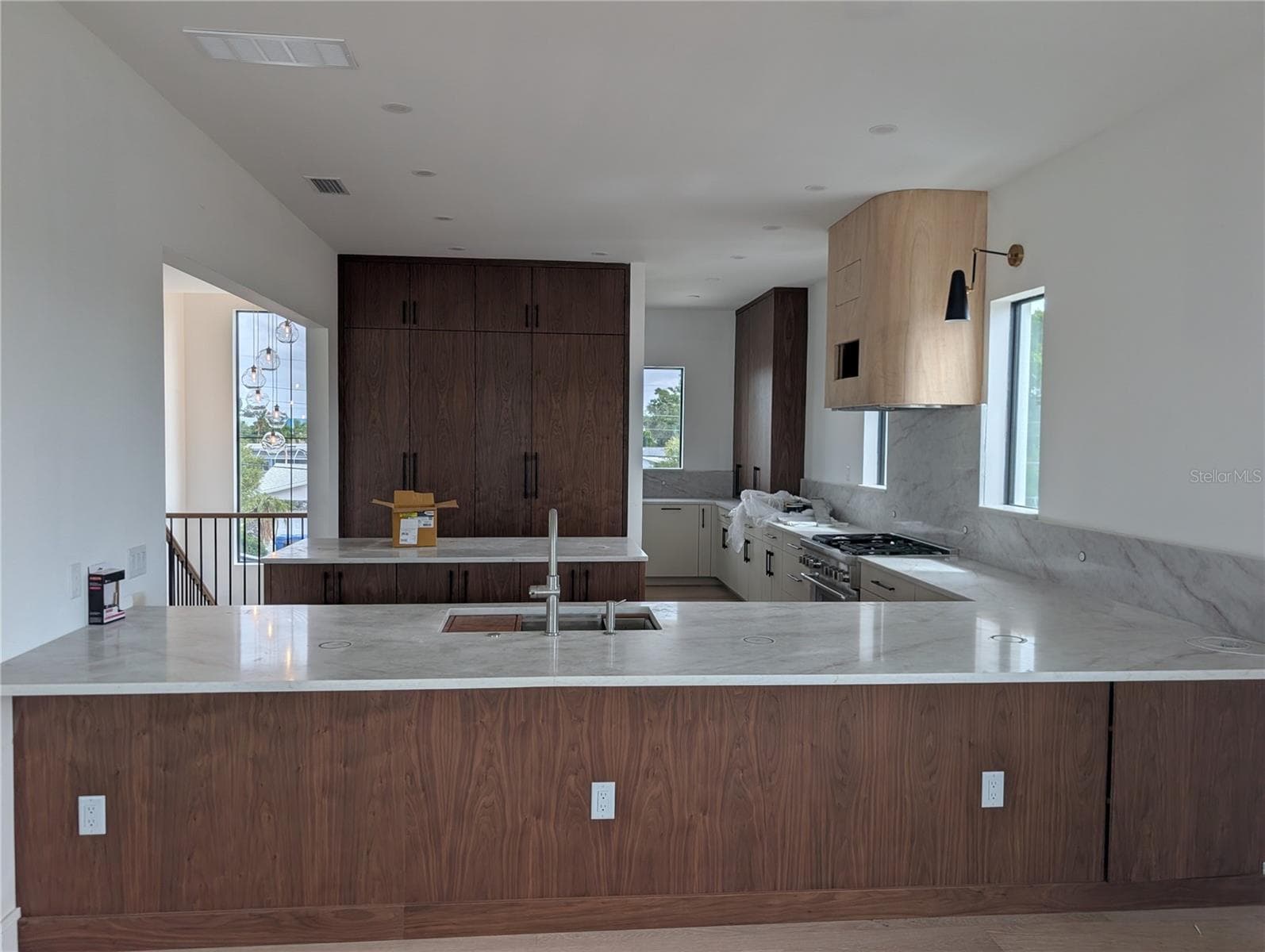Single Family Residence at 4086 13TH LN NE, ST PETERSBURG, photo 5 of 51