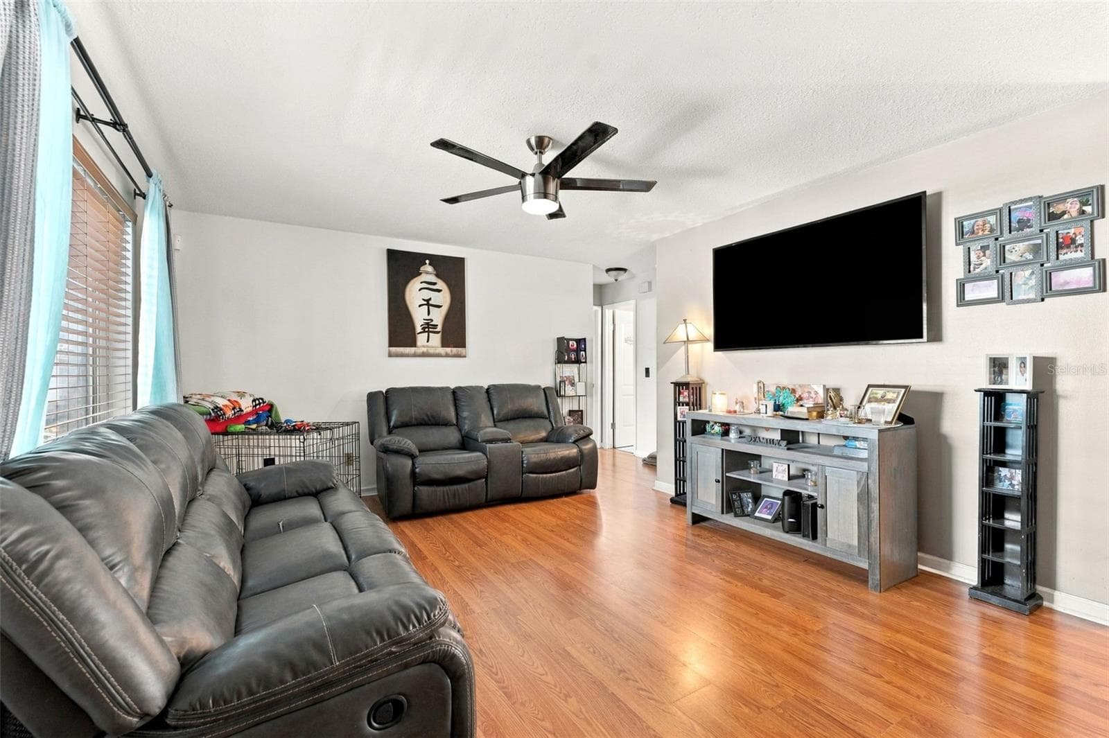Single Family Residence at 3620 COPPERTREE CIR, BRANDON, photo 7 of 45