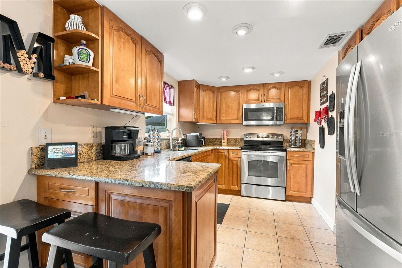 Single Family Residence at 3620 COPPERTREE CIR, BRANDON, photo 11 of 45