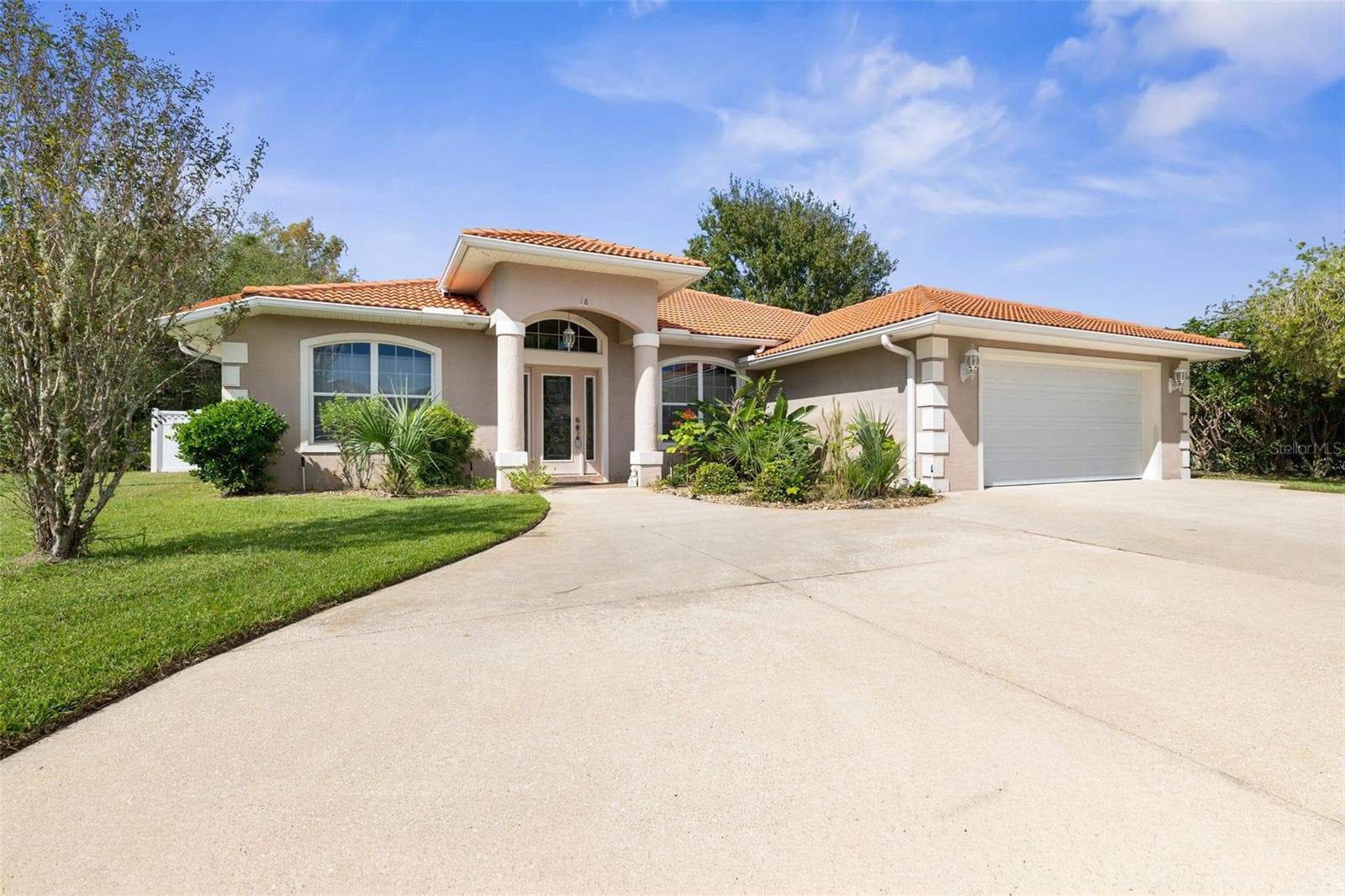 Single Family Residence at 18 FARSON LN, PALM COAST, photo 2 of 53
