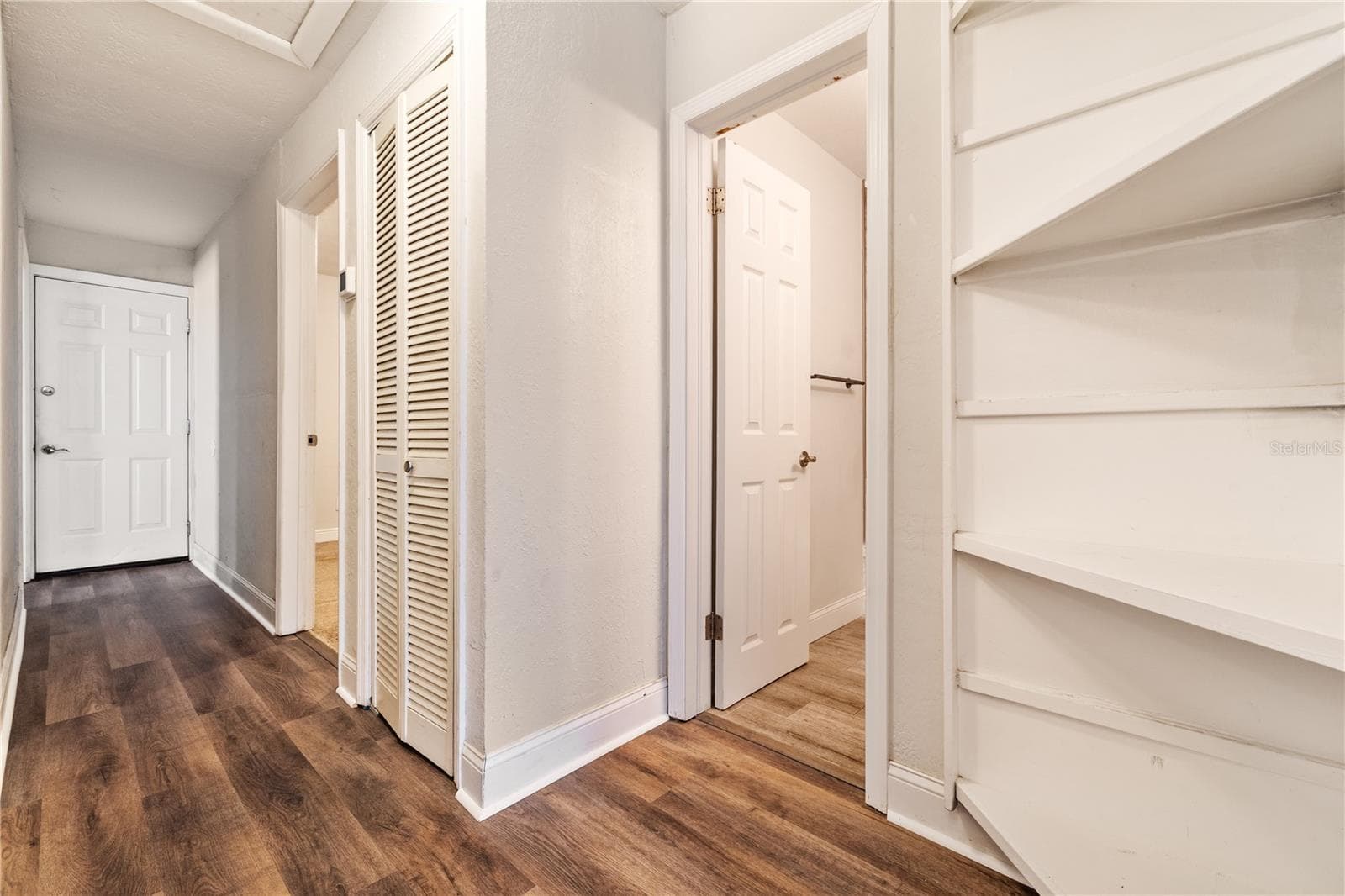Single Family Residence at 14902 PINECREST RD, TAMPA, photo 12 of 39