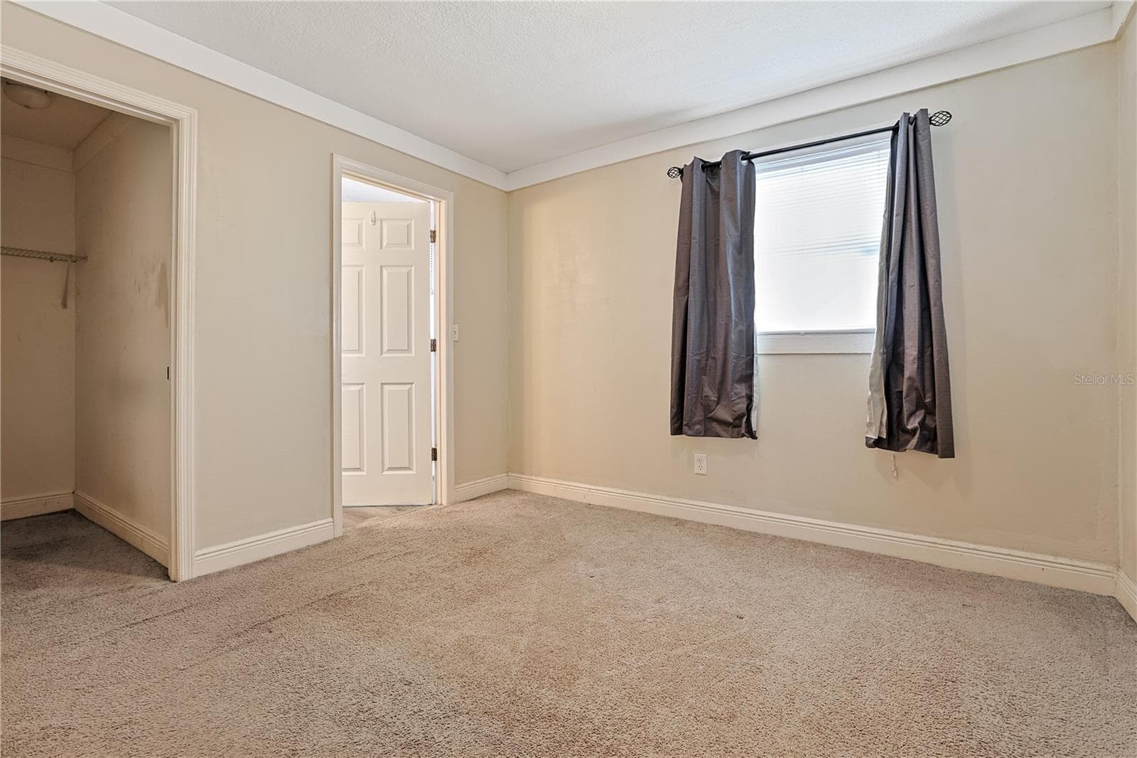 Single Family Residence at 14902 PINECREST RD, TAMPA, photo 16 of 39