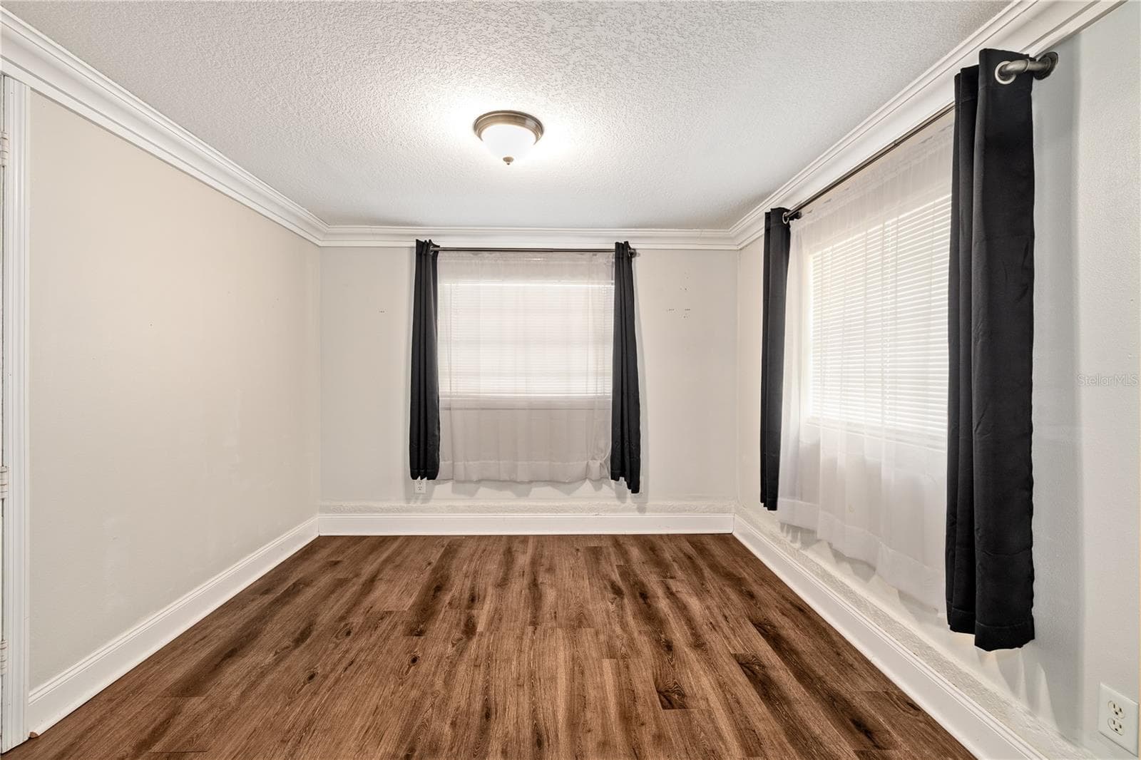 Single Family Residence at 14902 PINECREST RD, TAMPA, photo 21 of 39